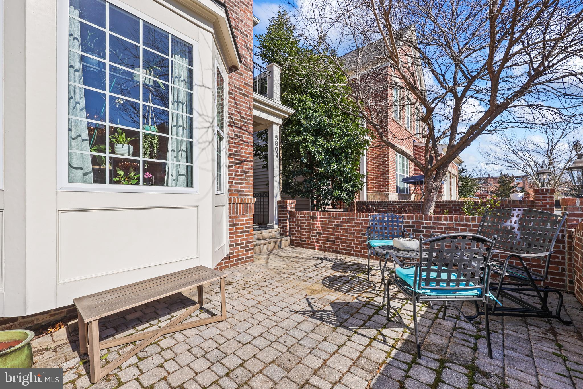 COURTYARDS AT FALLS GATE - Residential