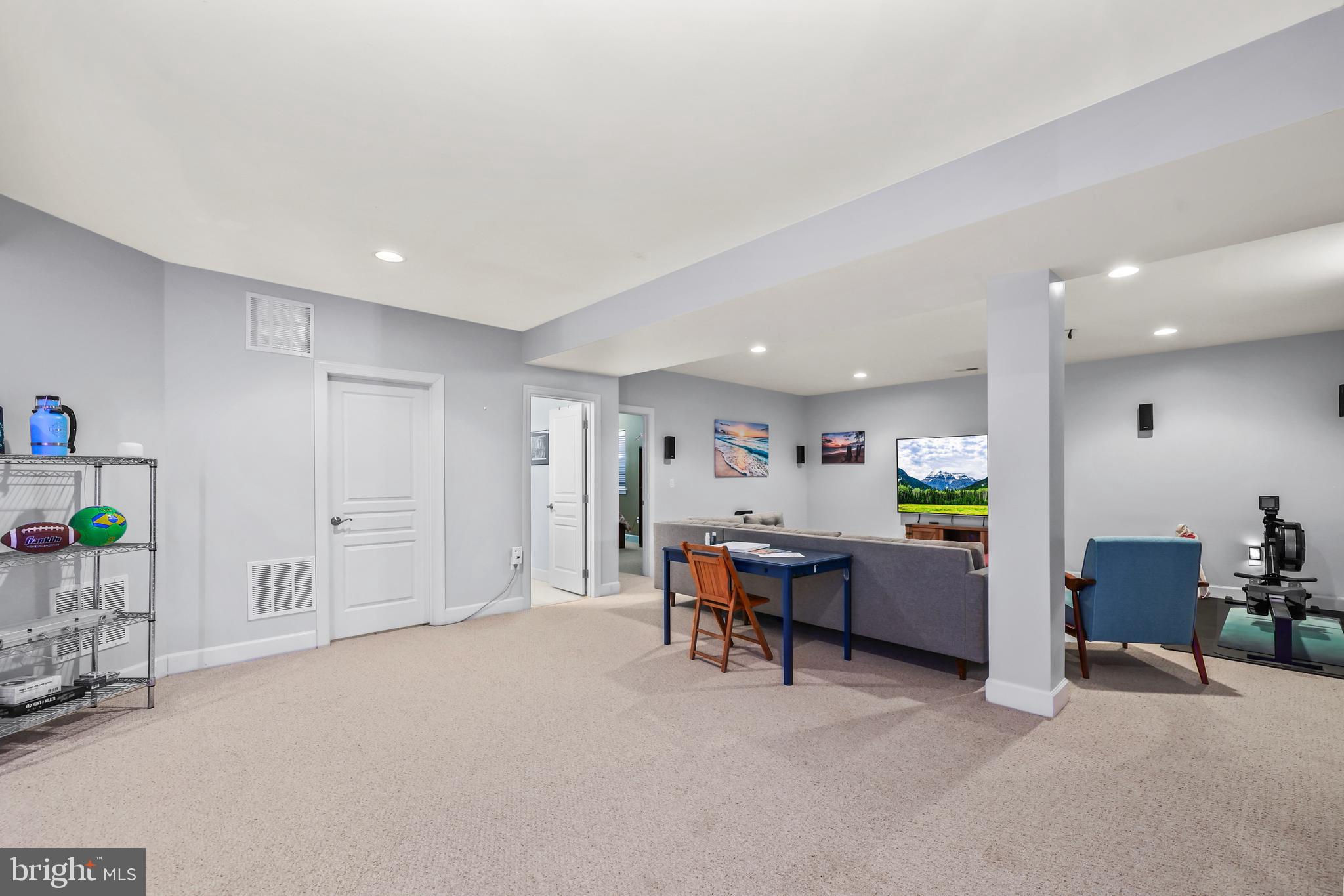 COURTYARDS AT FALLS GATE - Residential