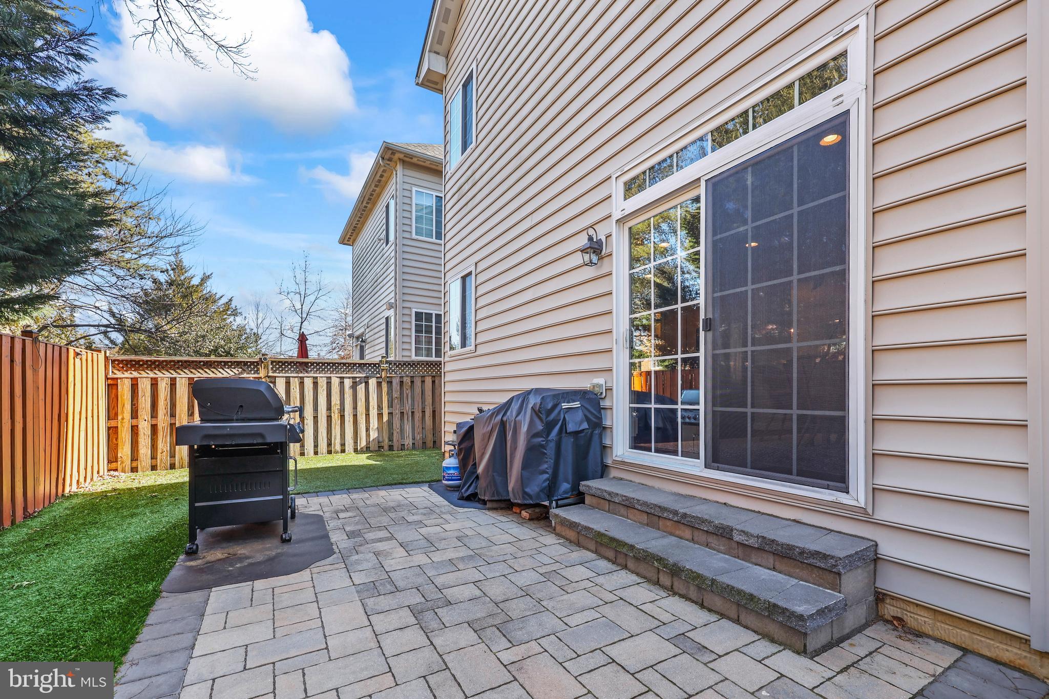 COURTYARDS AT FALLS GATE - Residential