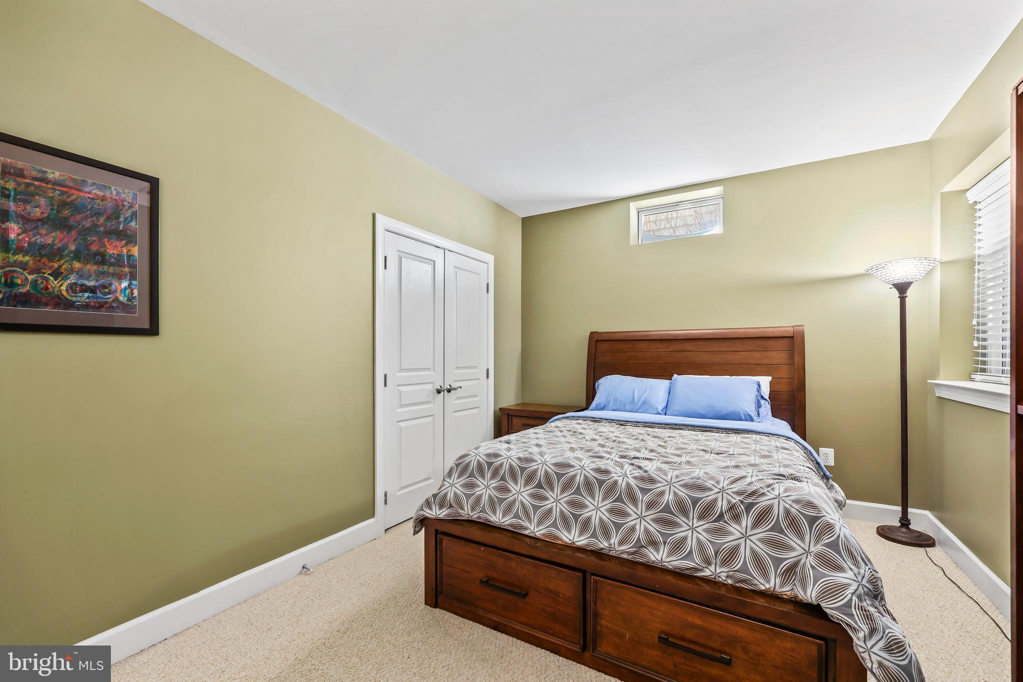 COURTYARDS AT FALLS GATE - Residential