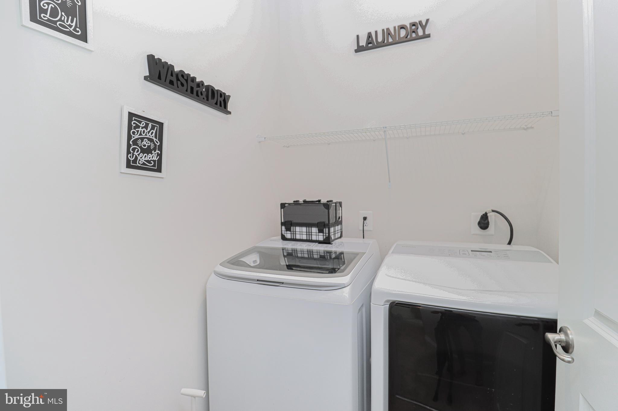 PONDVIEW - Residential