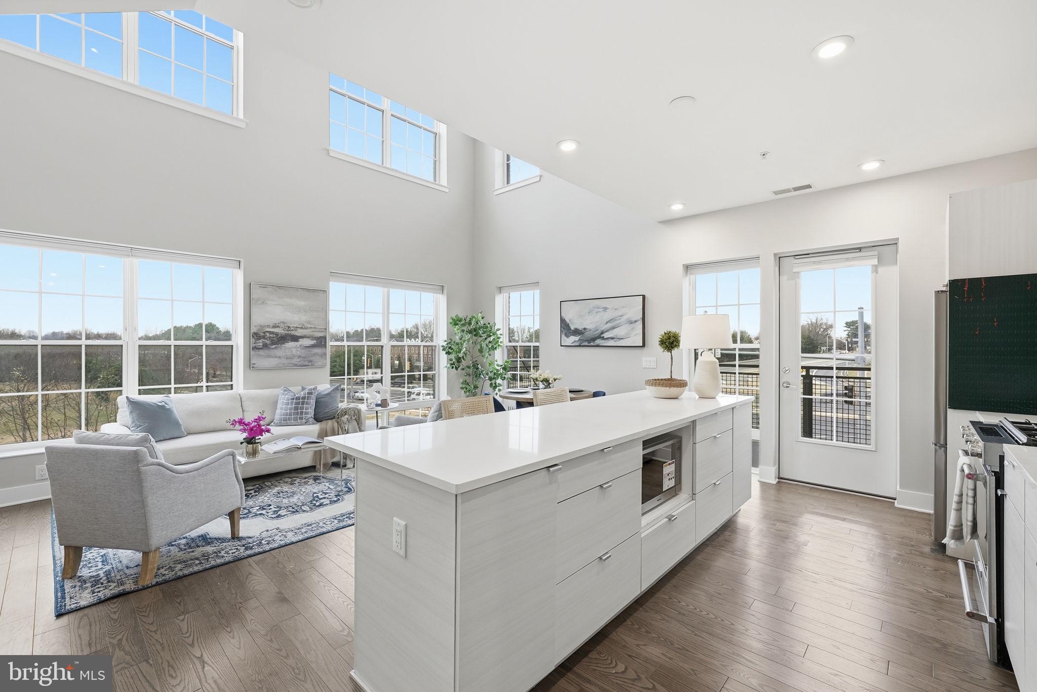 CROWN FARM - Residential