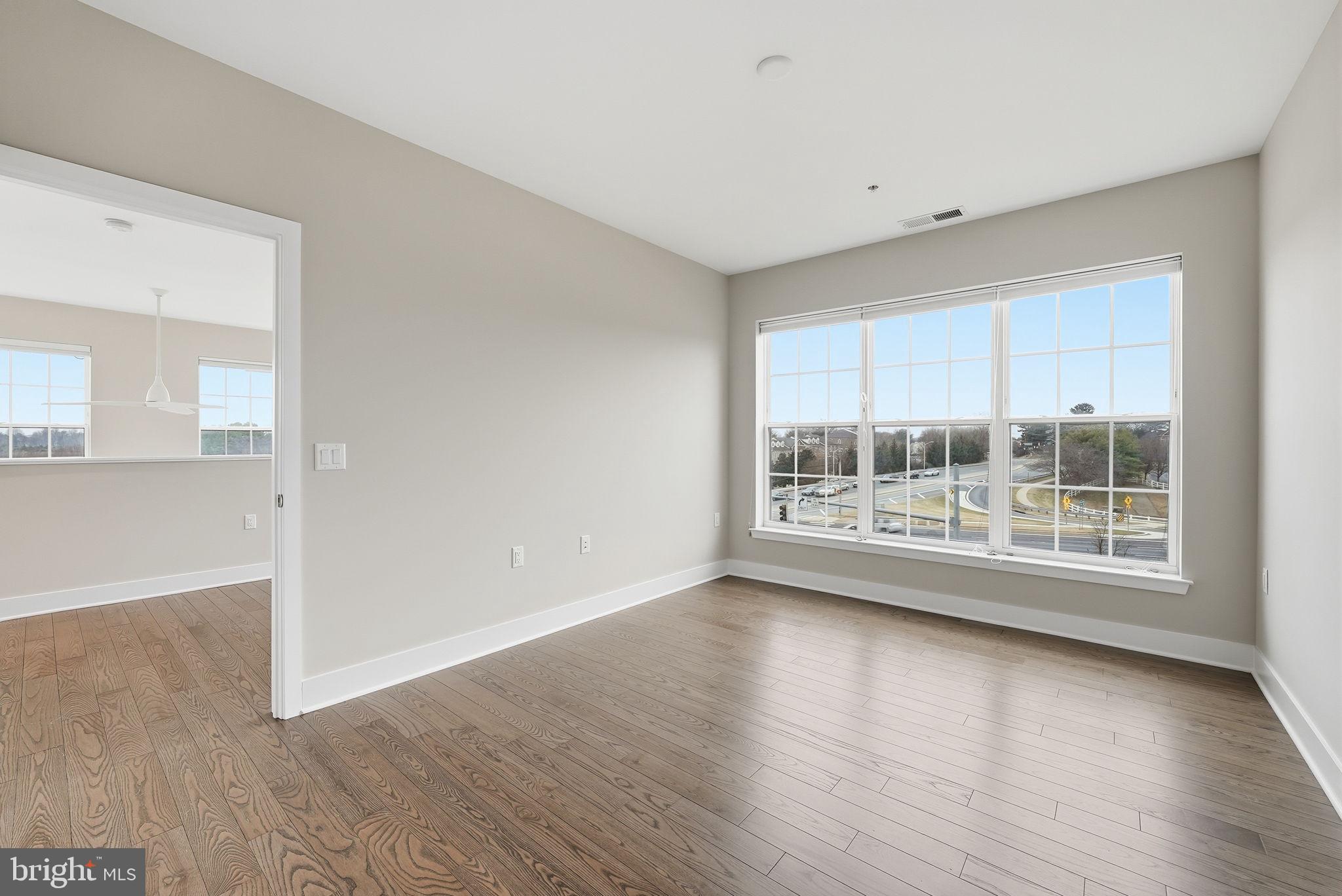 CROWN FARM - Residential