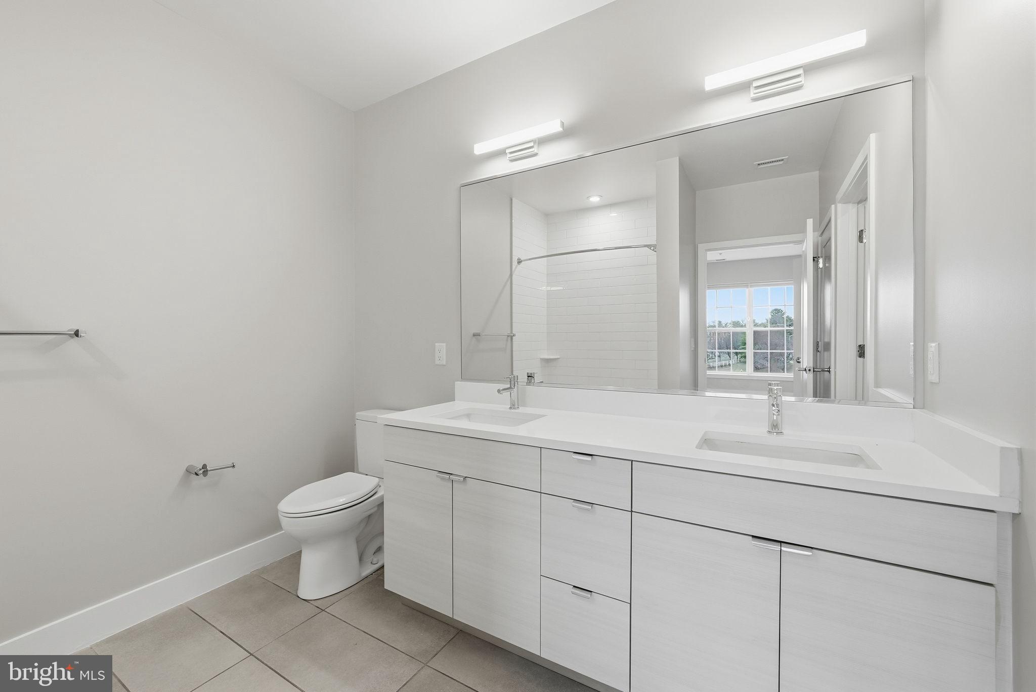 CROWN FARM - Residential