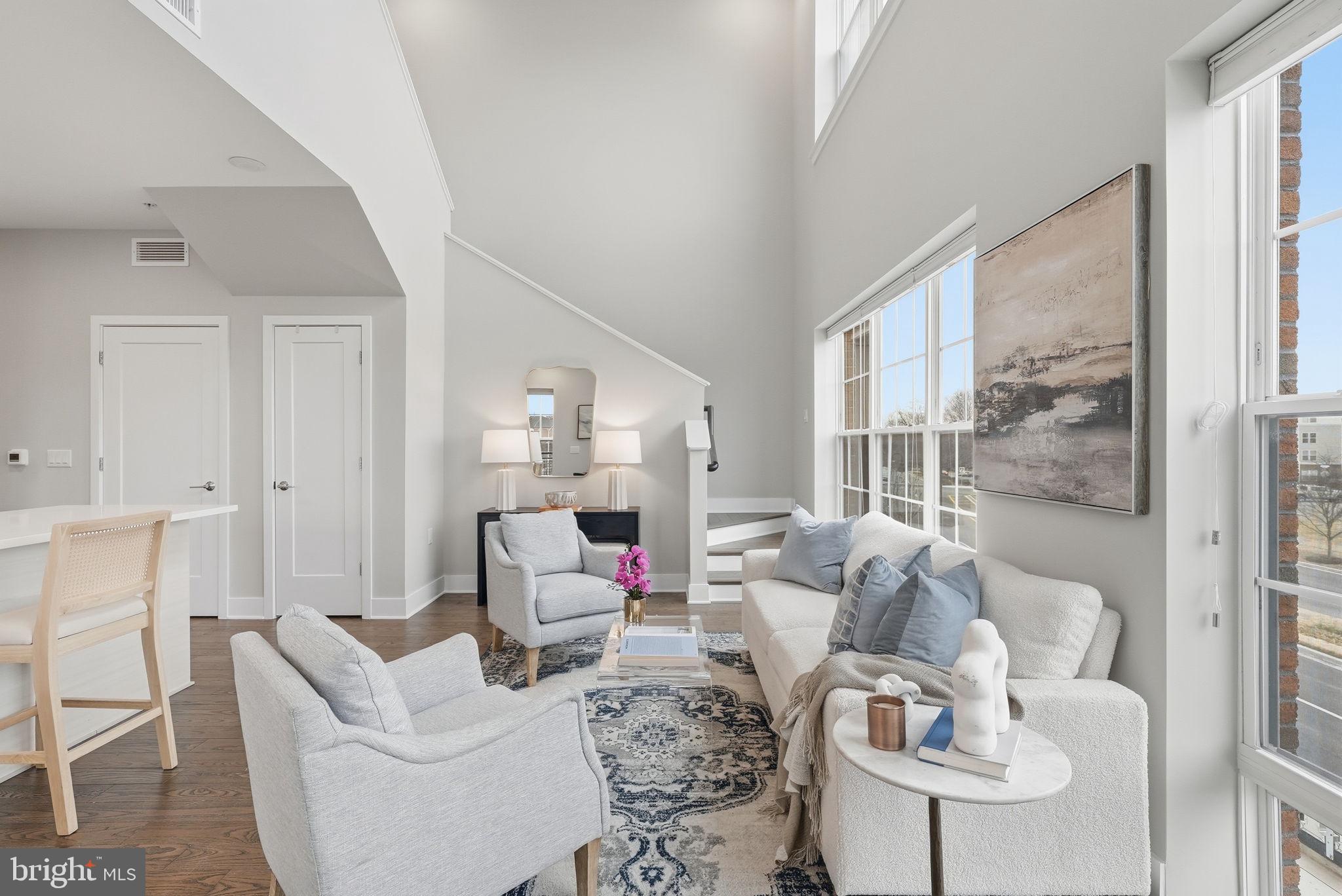 CROWN FARM - Residential