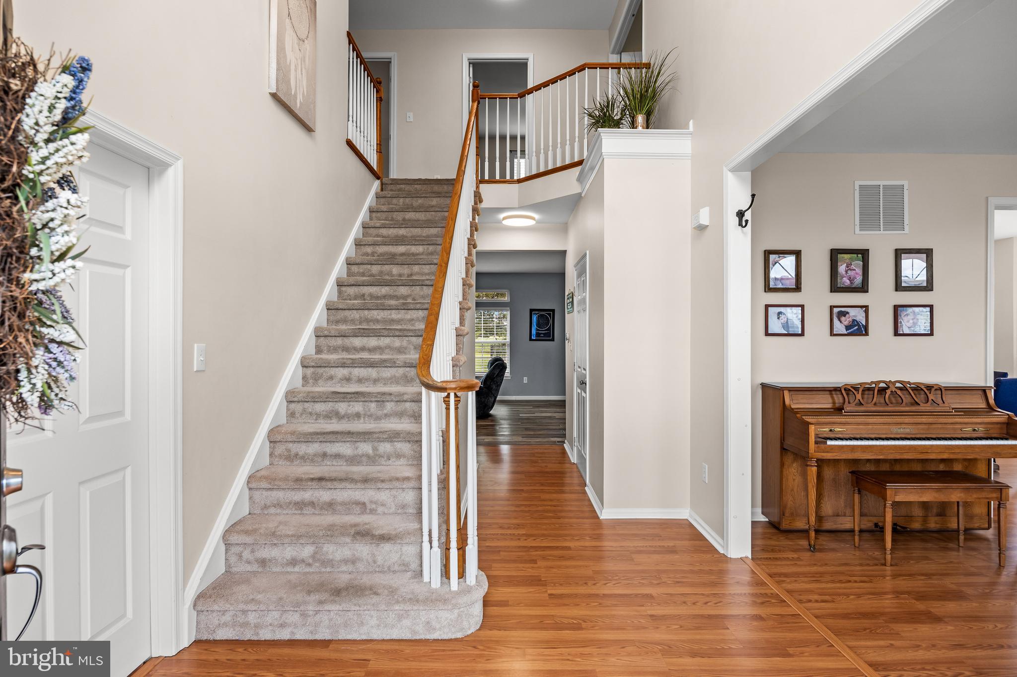 14 LIVINGSTON LANE