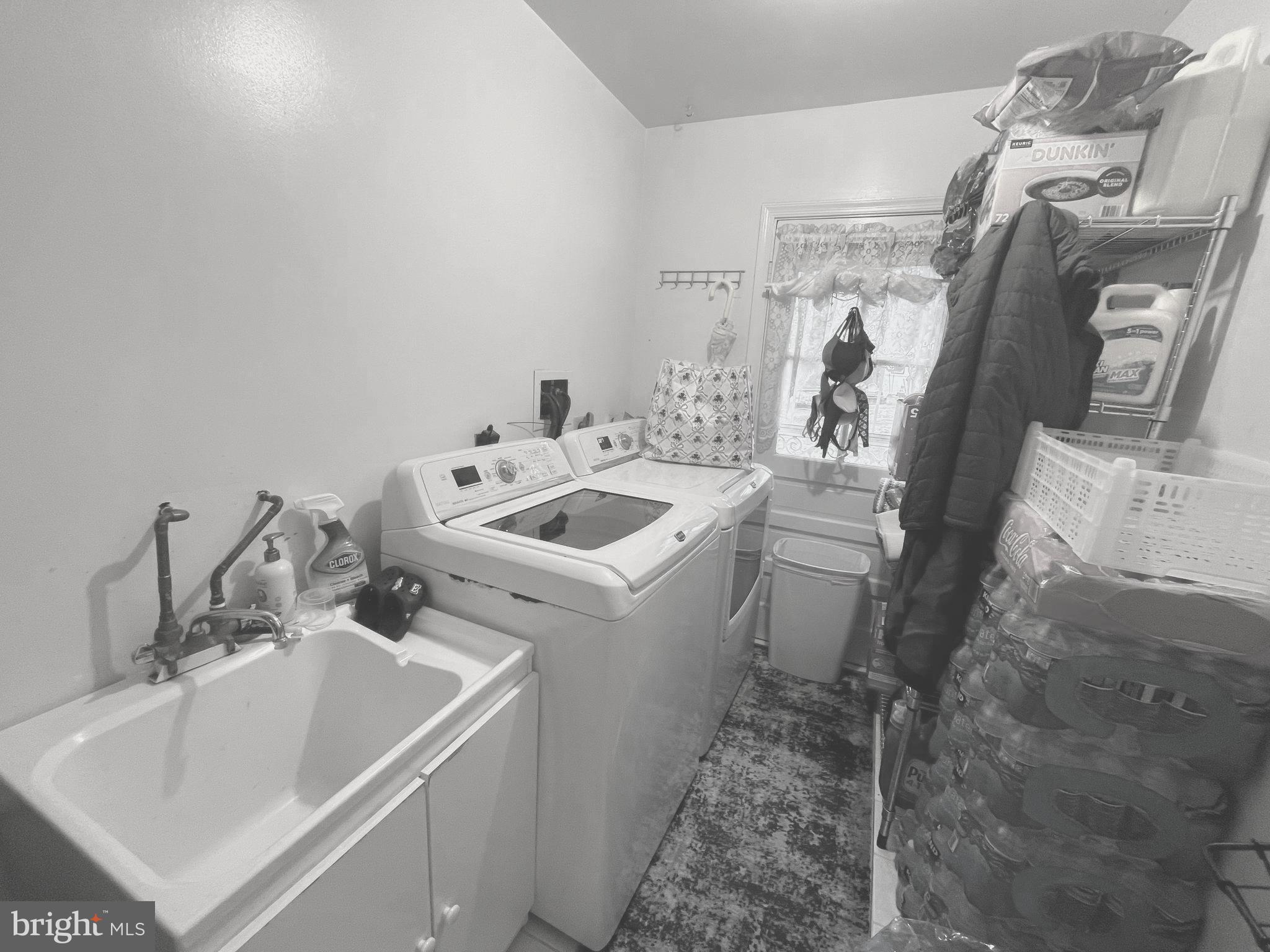 SURRATTS MANOR - Residential