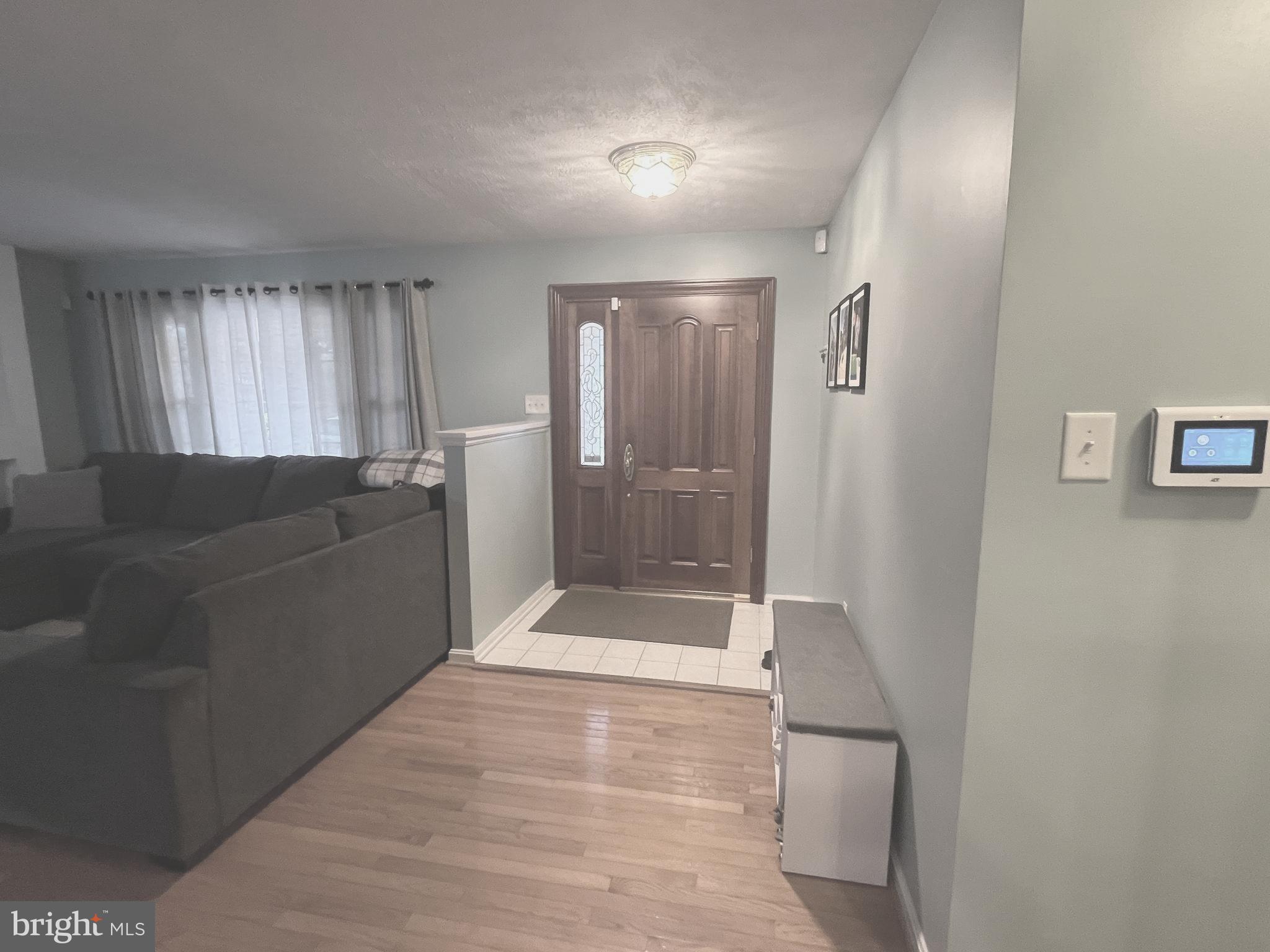 SURRATTS MANOR - Residential