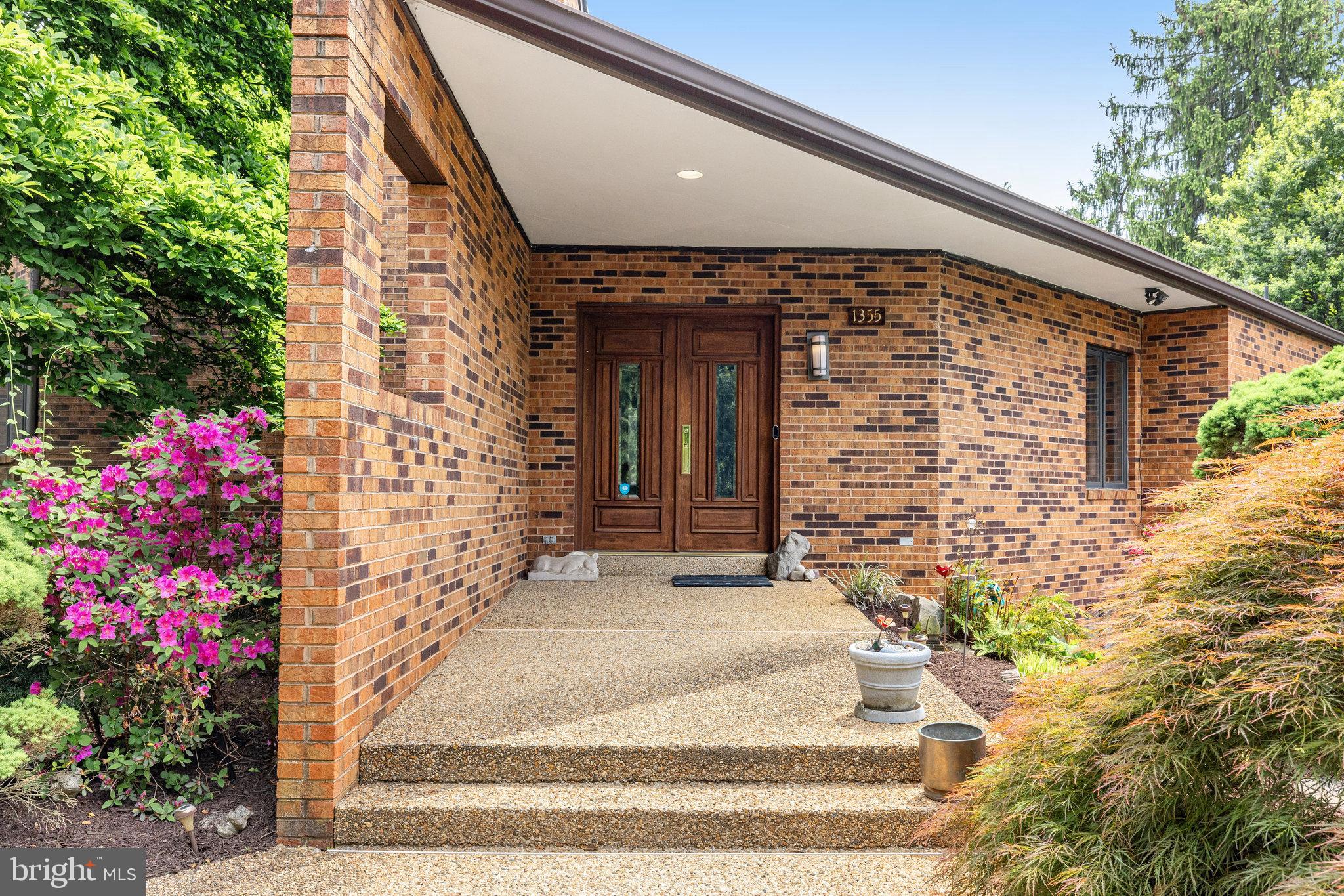 WINDY HILL - Residential