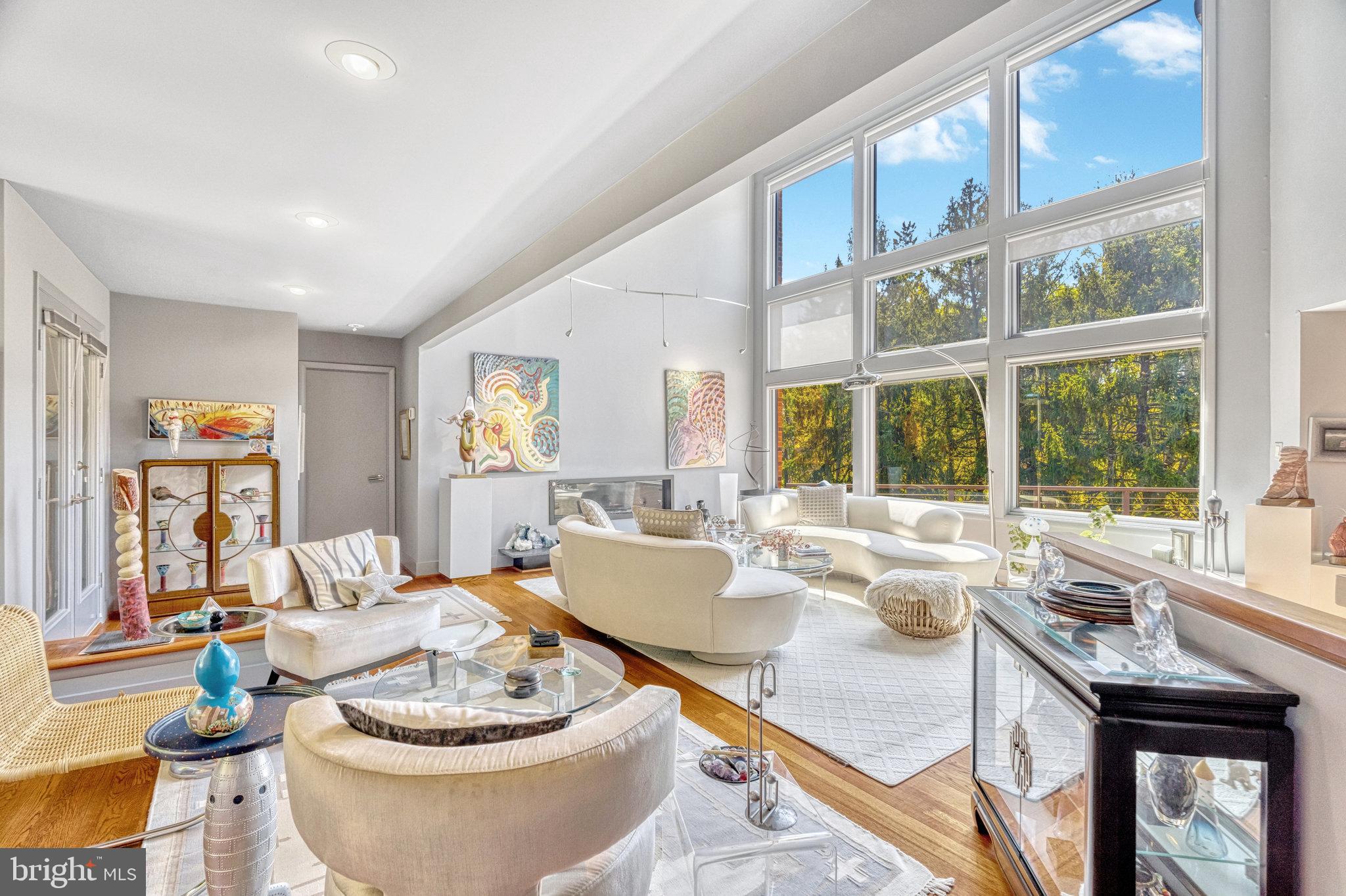 WINDY HILL - Residential