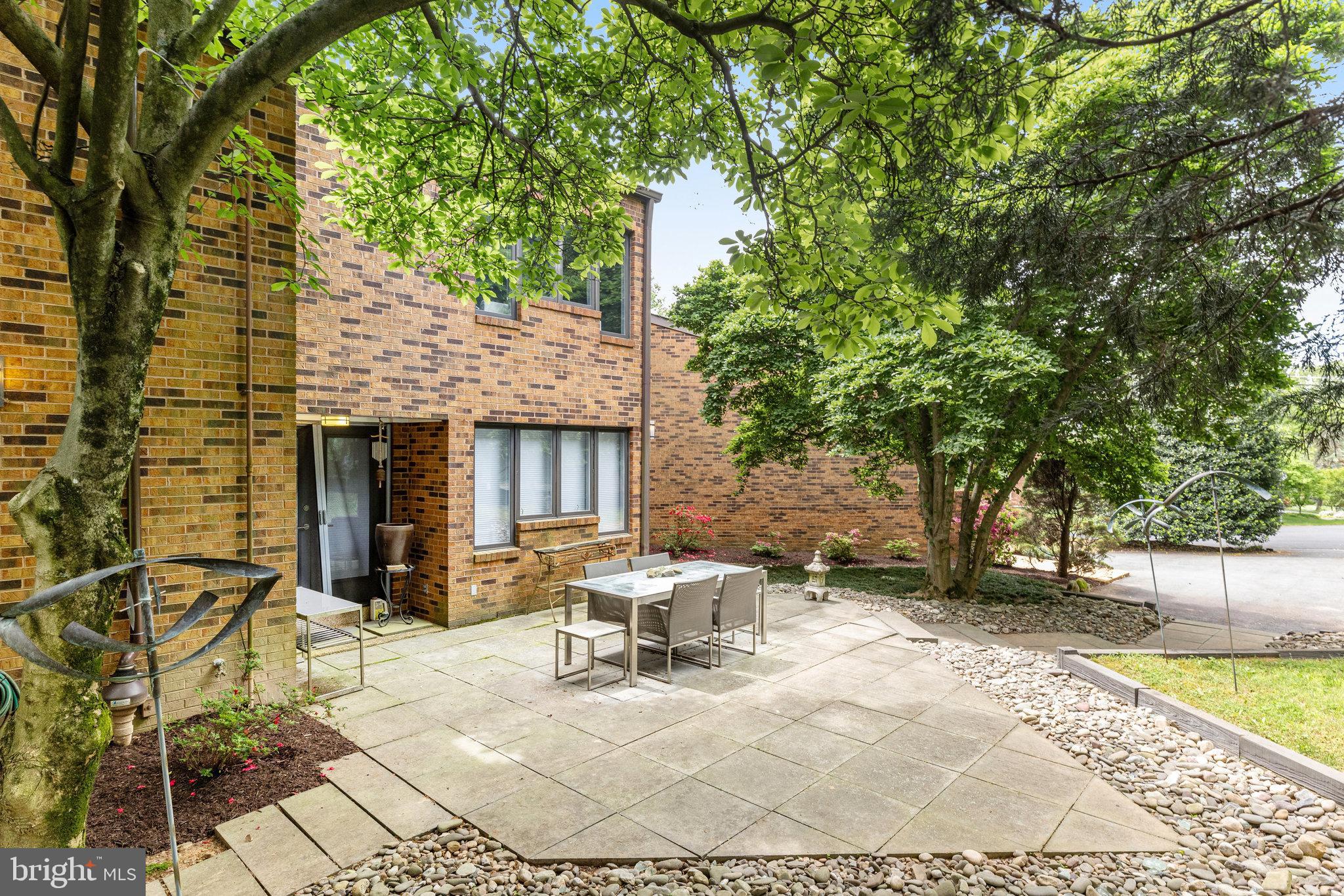 WINDY HILL - Residential