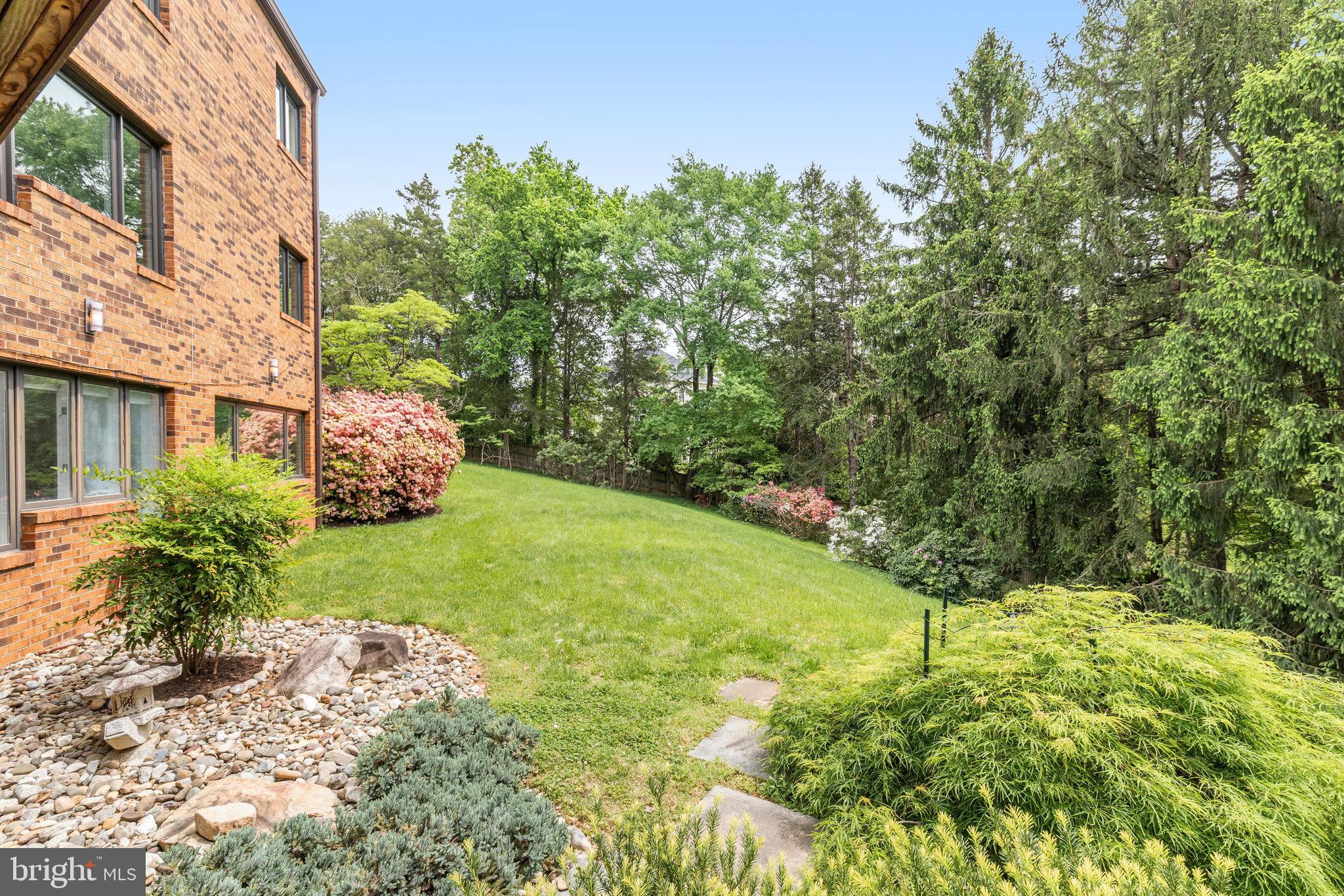 WINDY HILL - Residential