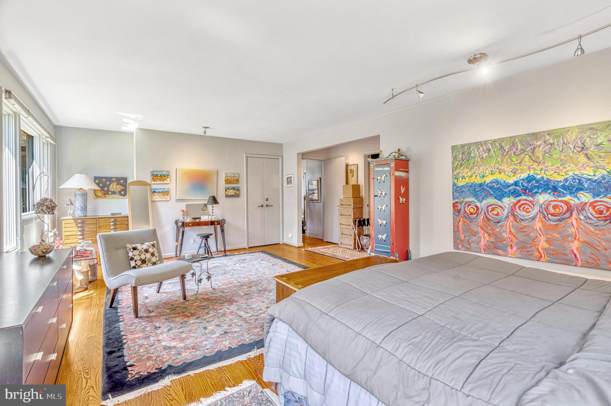 WINDY HILL - Residential