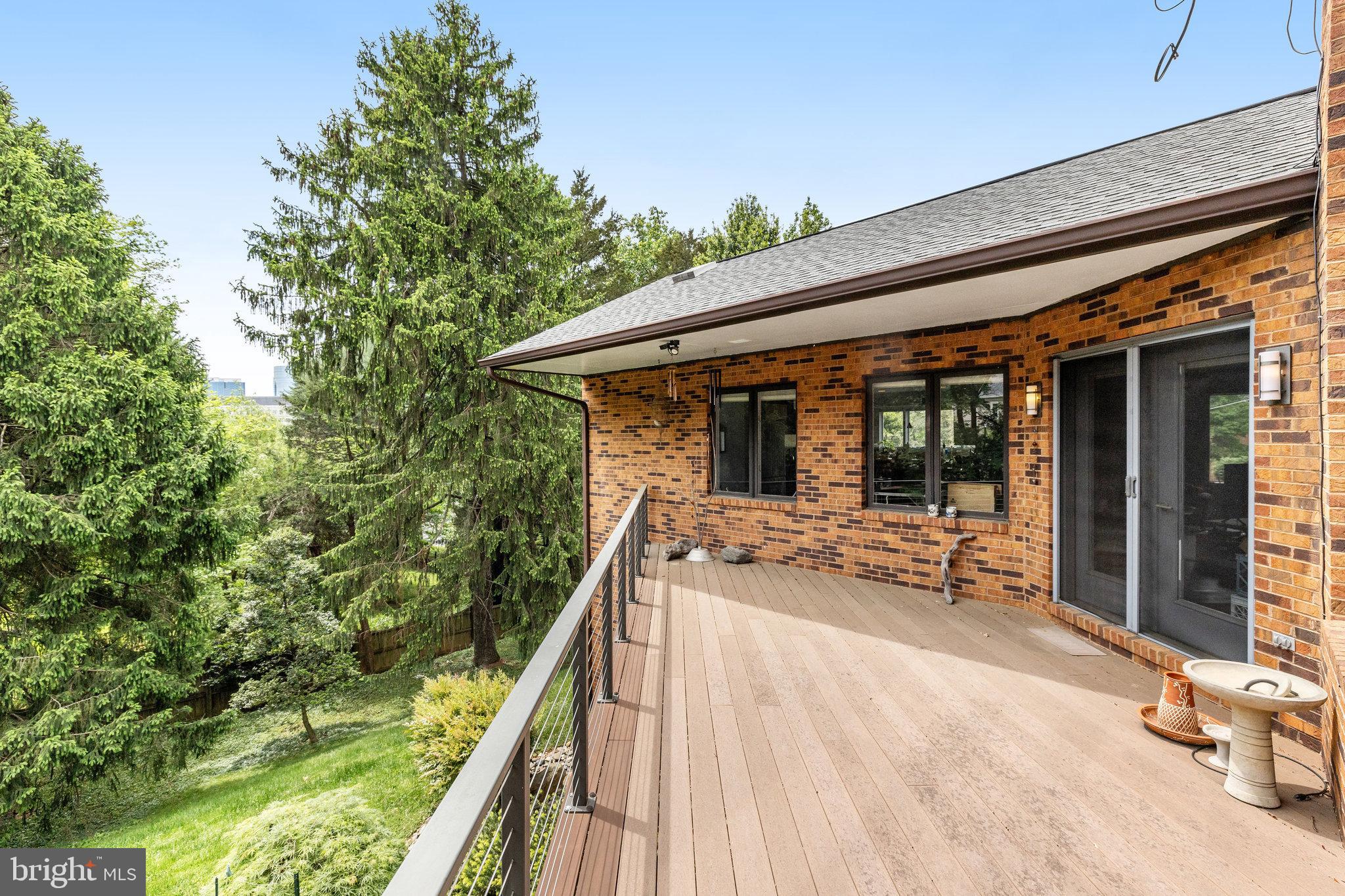 WINDY HILL - Residential