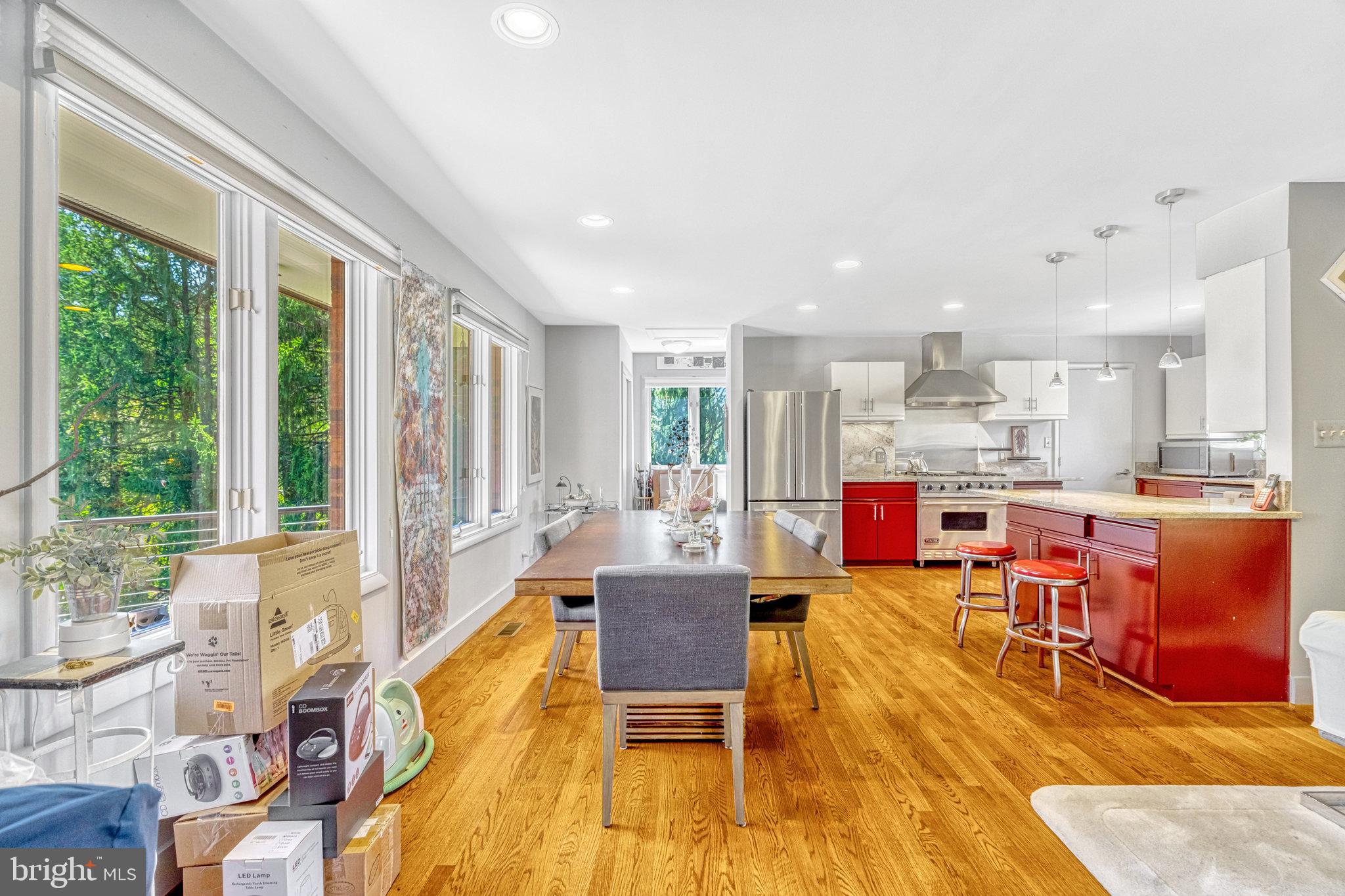 WINDY HILL - Residential