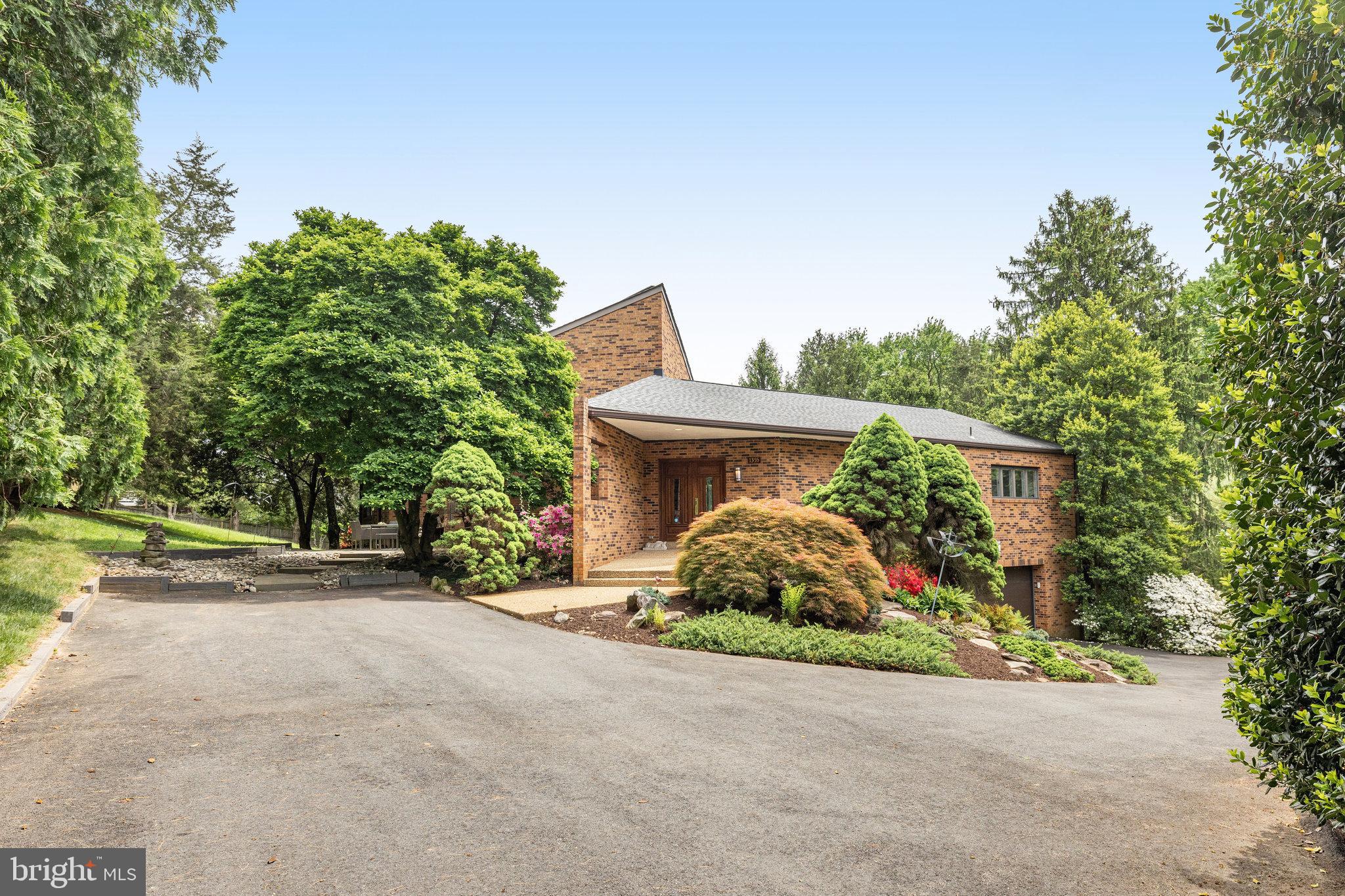 WINDY HILL - Residential