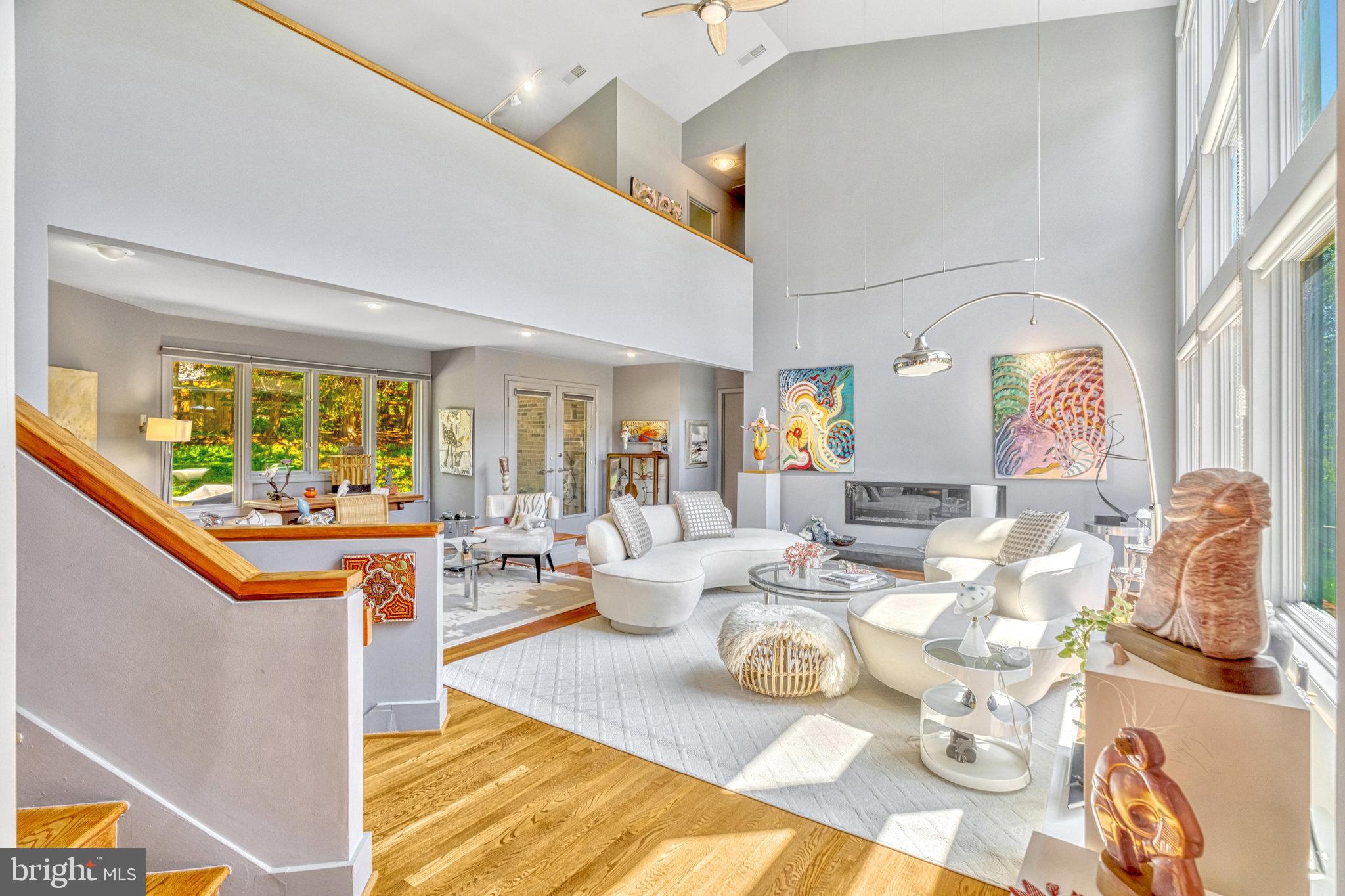 WINDY HILL - Residential