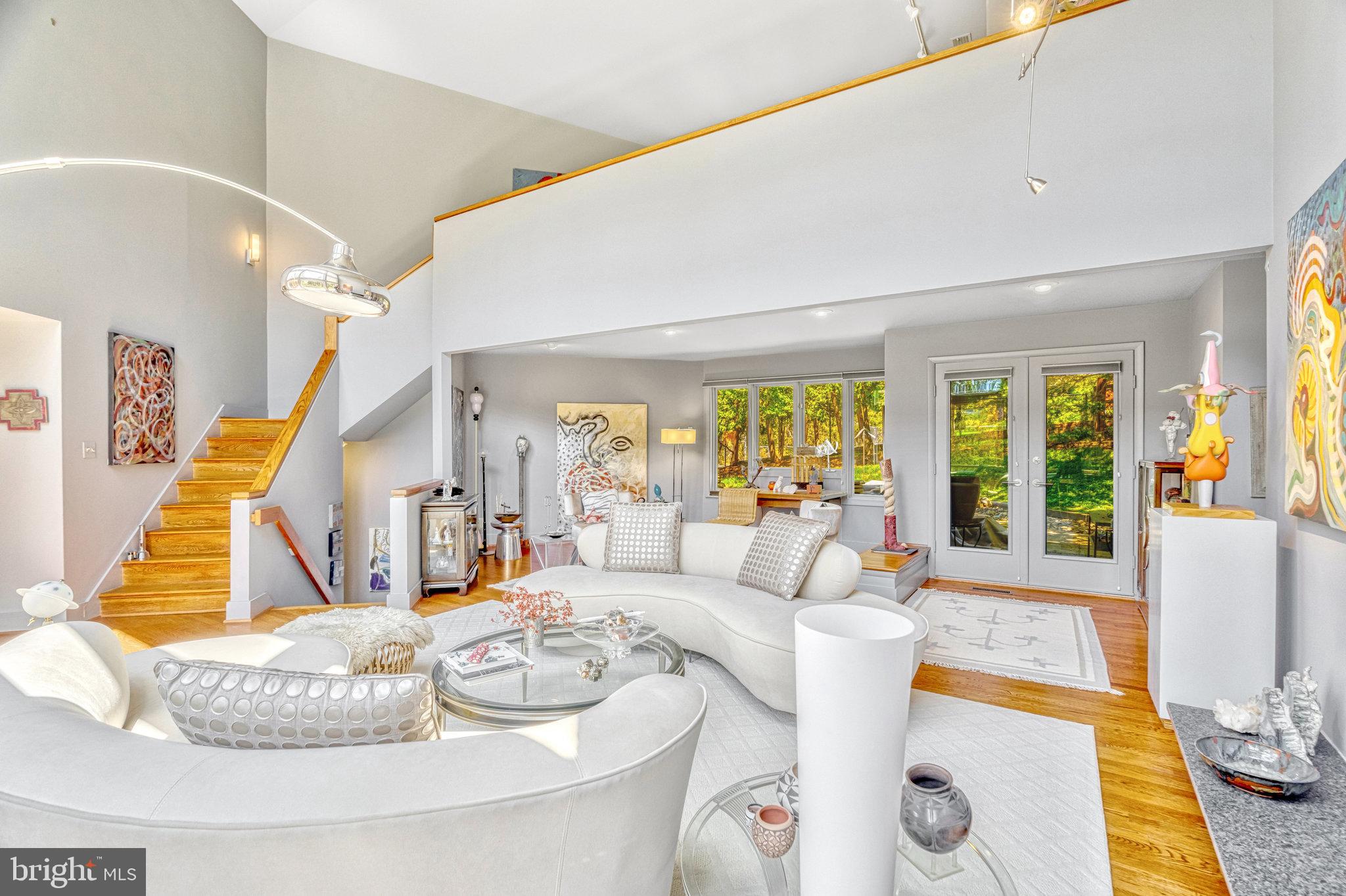 WINDY HILL - Residential