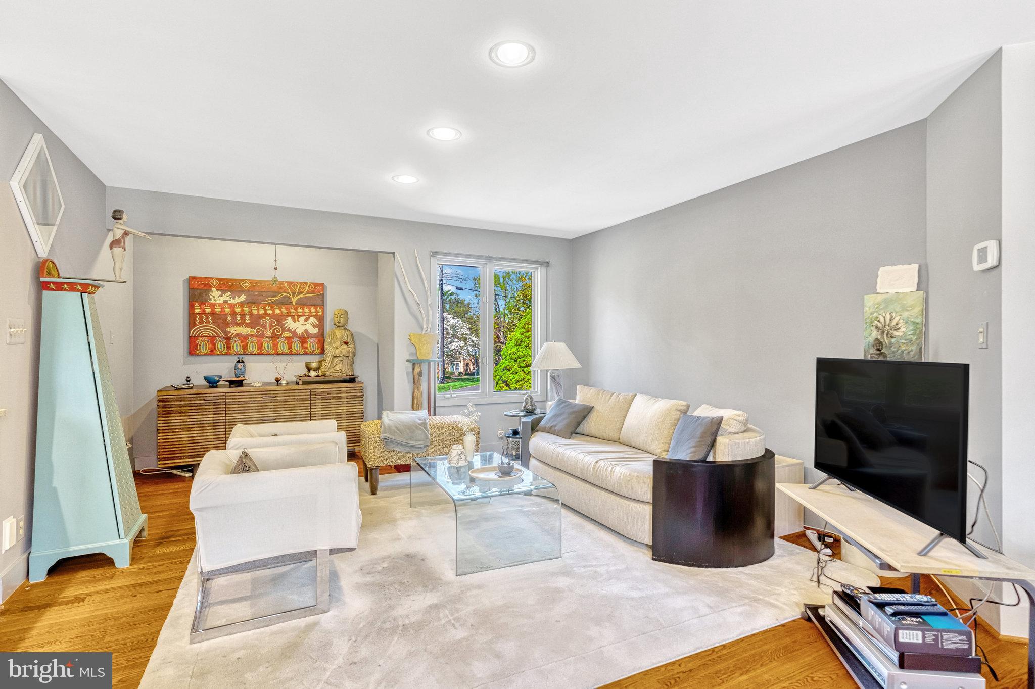 WINDY HILL - Residential