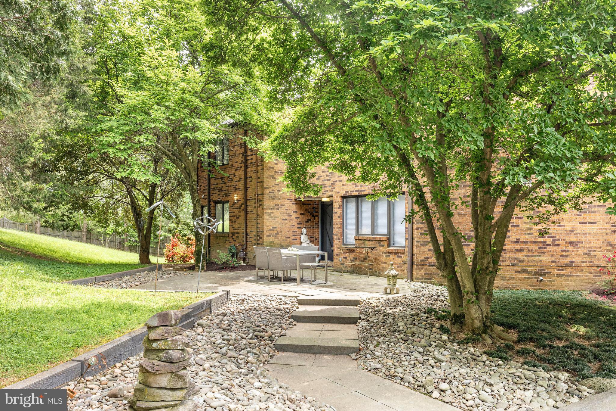 WINDY HILL - Residential