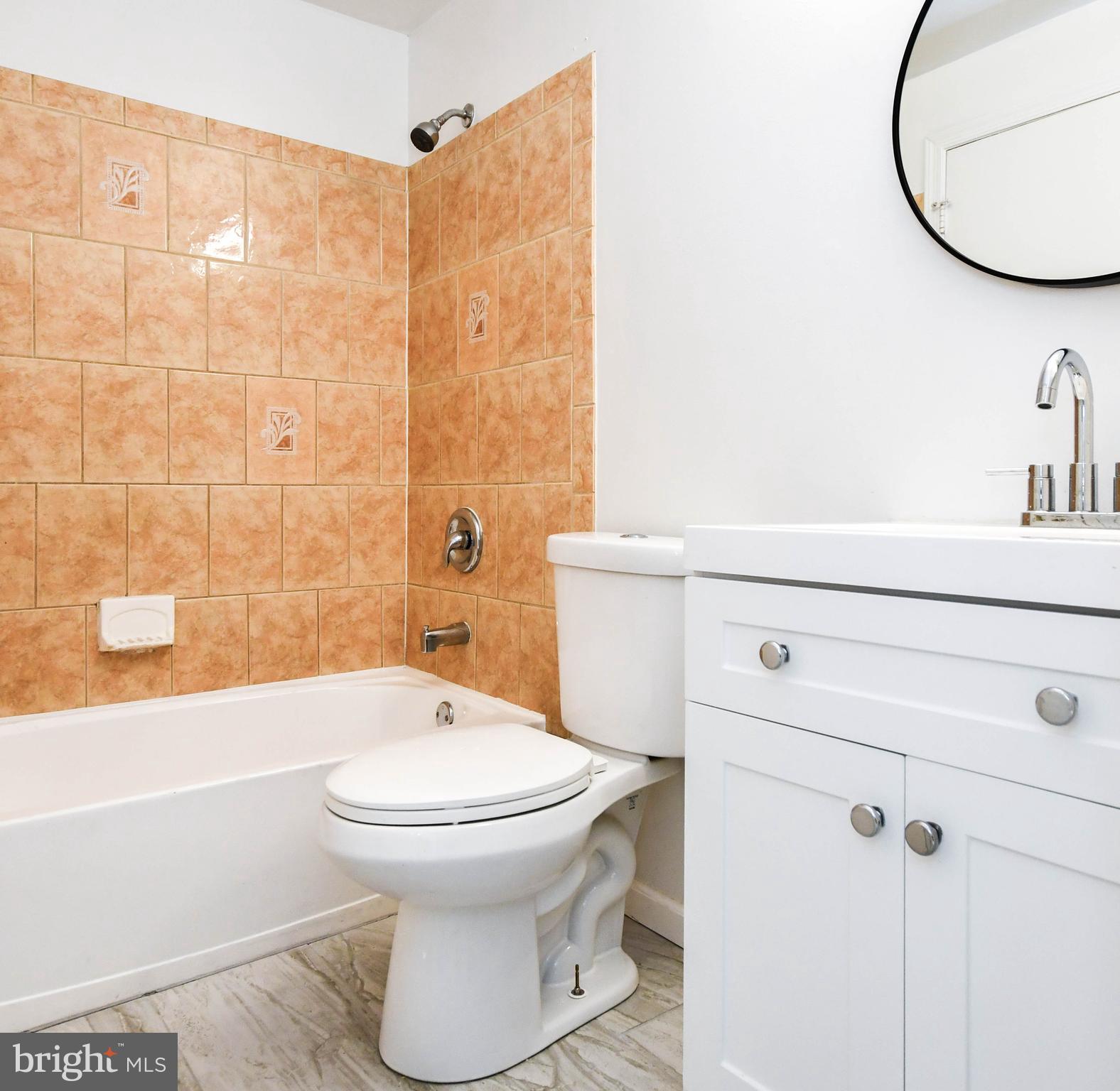 LAKE VILLAGE MANOR - Residential