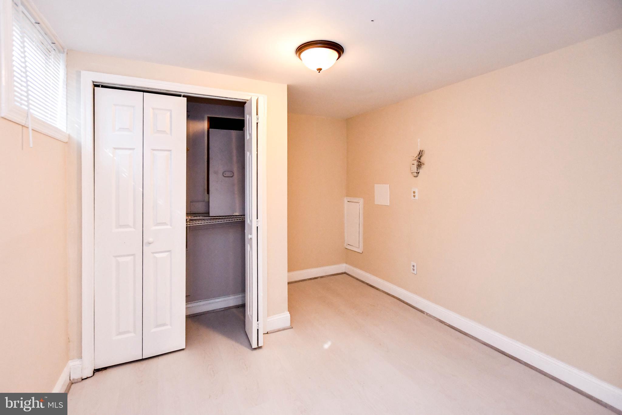 LAKE VILLAGE MANOR - Residential