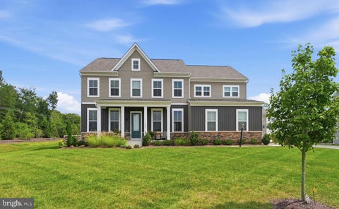 Photo of 7301 Sugar Magnolia Loop, GAINESVILLE, VA 20155 (MLS # VAPW2130424)