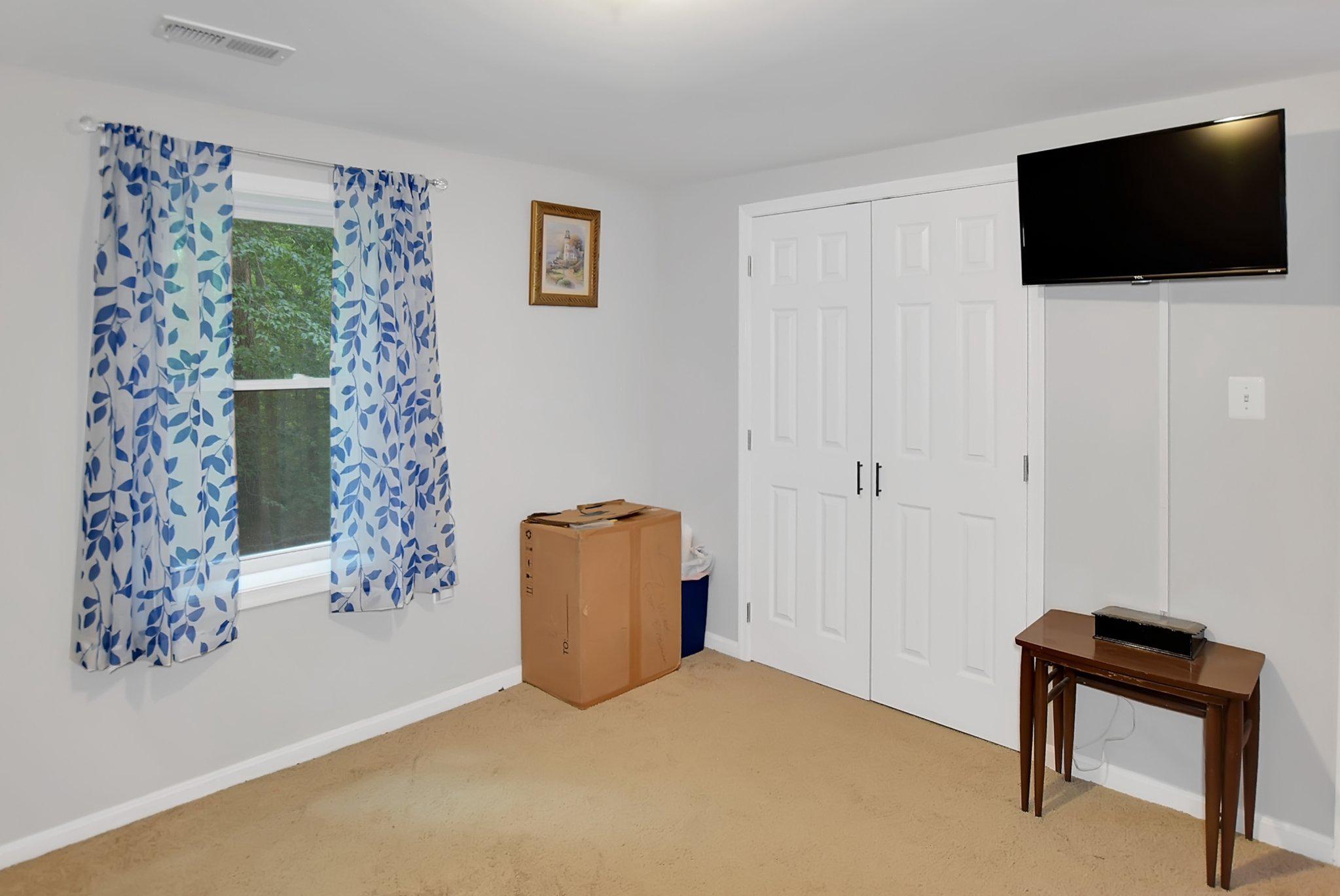 DORY COURT - Residential