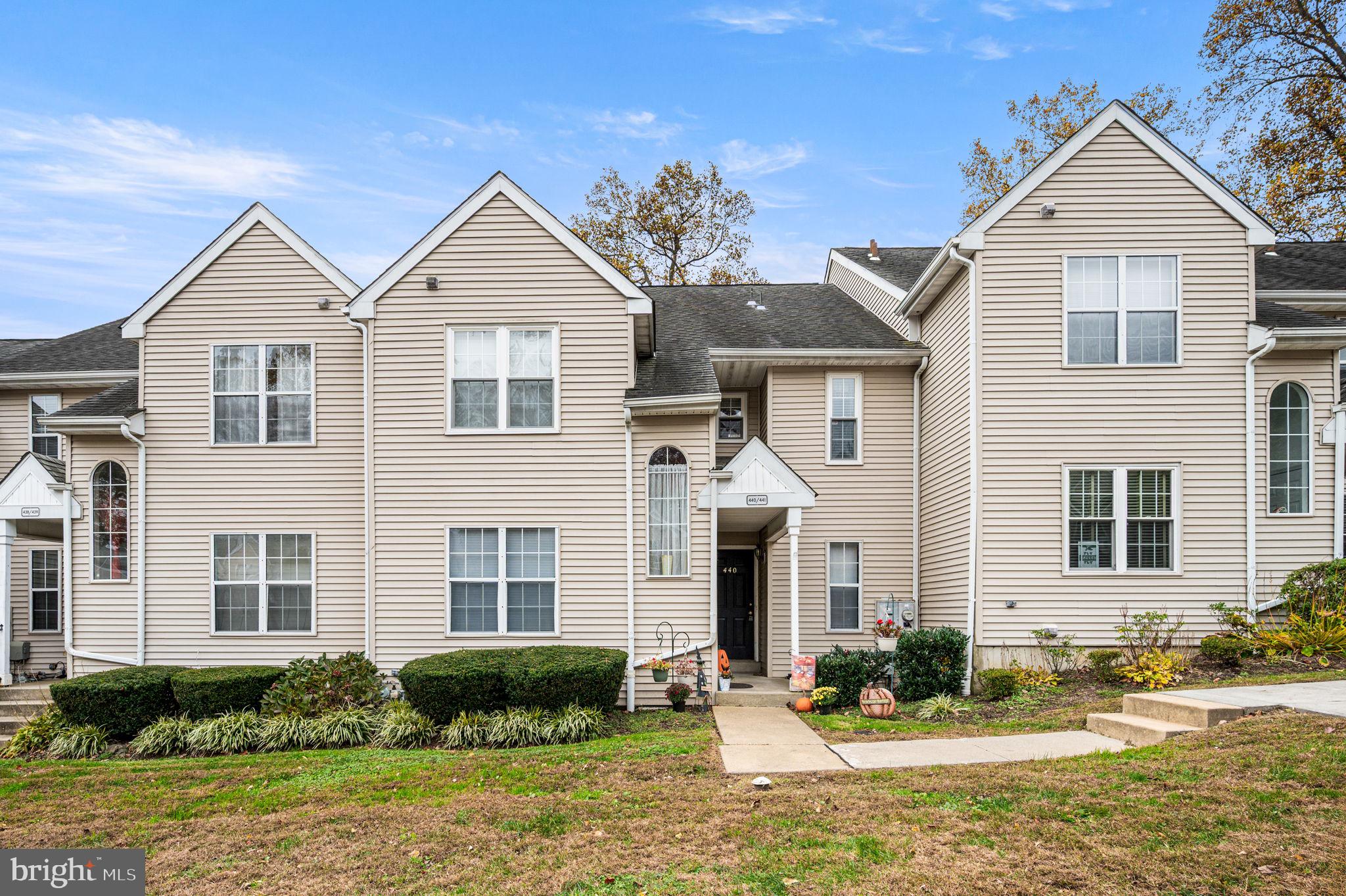 BALLINAHINCH - Residential