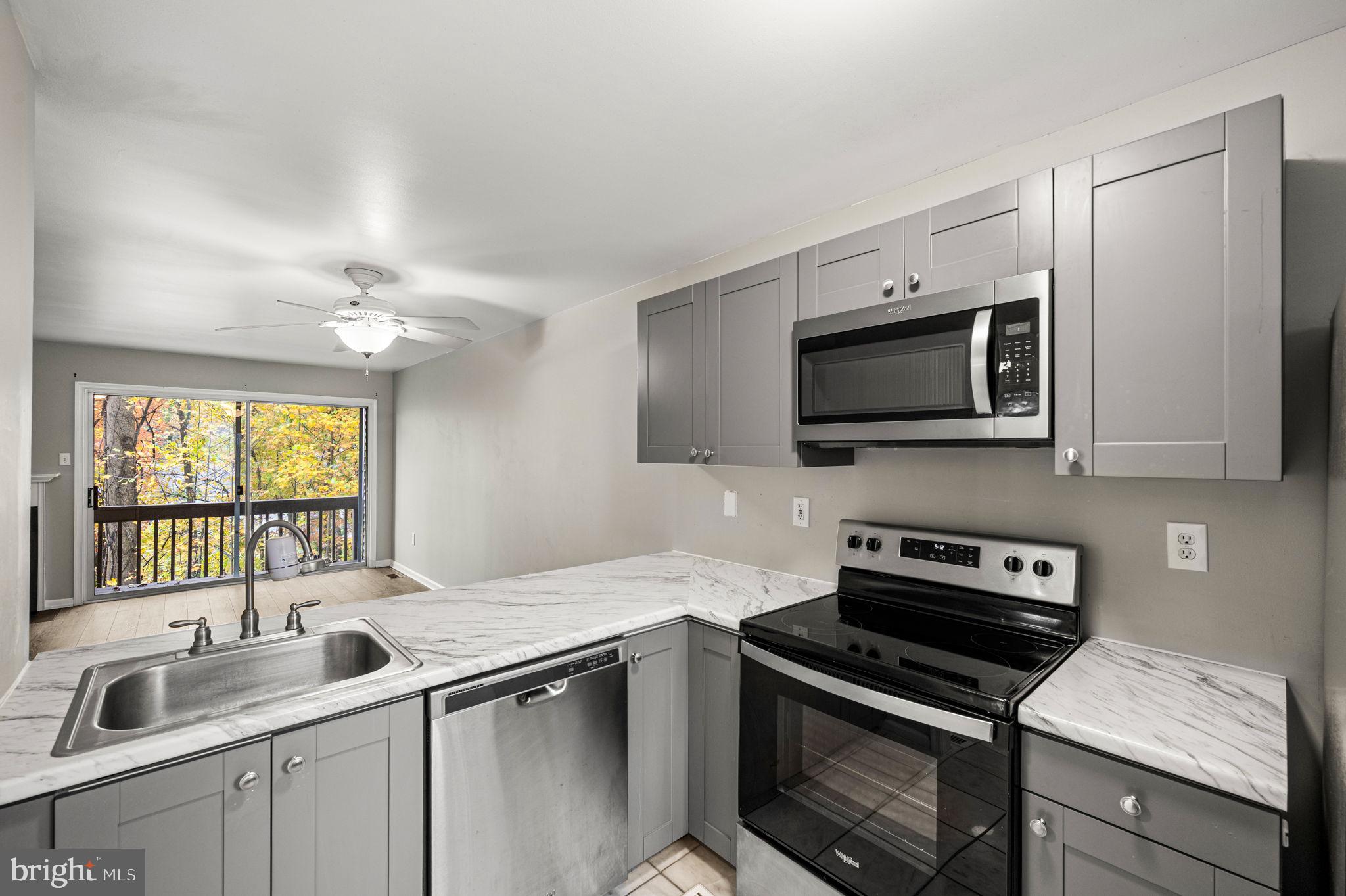 BALLINAHINCH - Residential