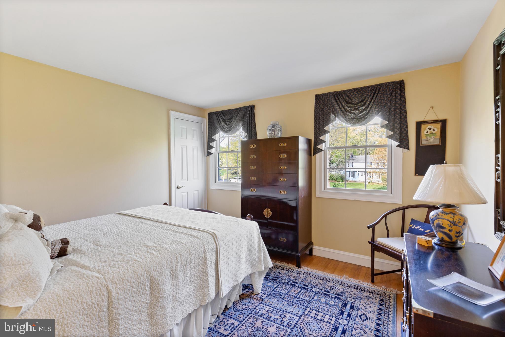 BLUE BELL GDNS - Residential