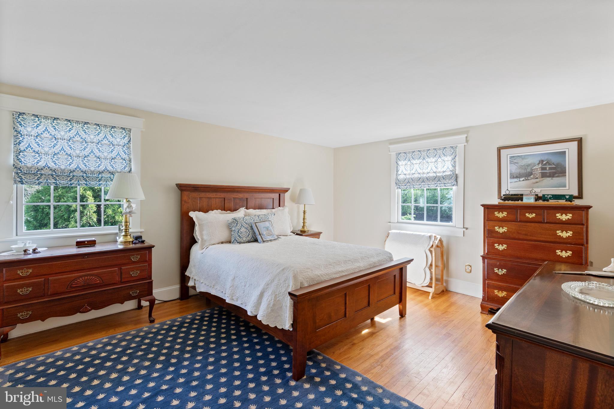 BLUE BELL GDNS - Residential