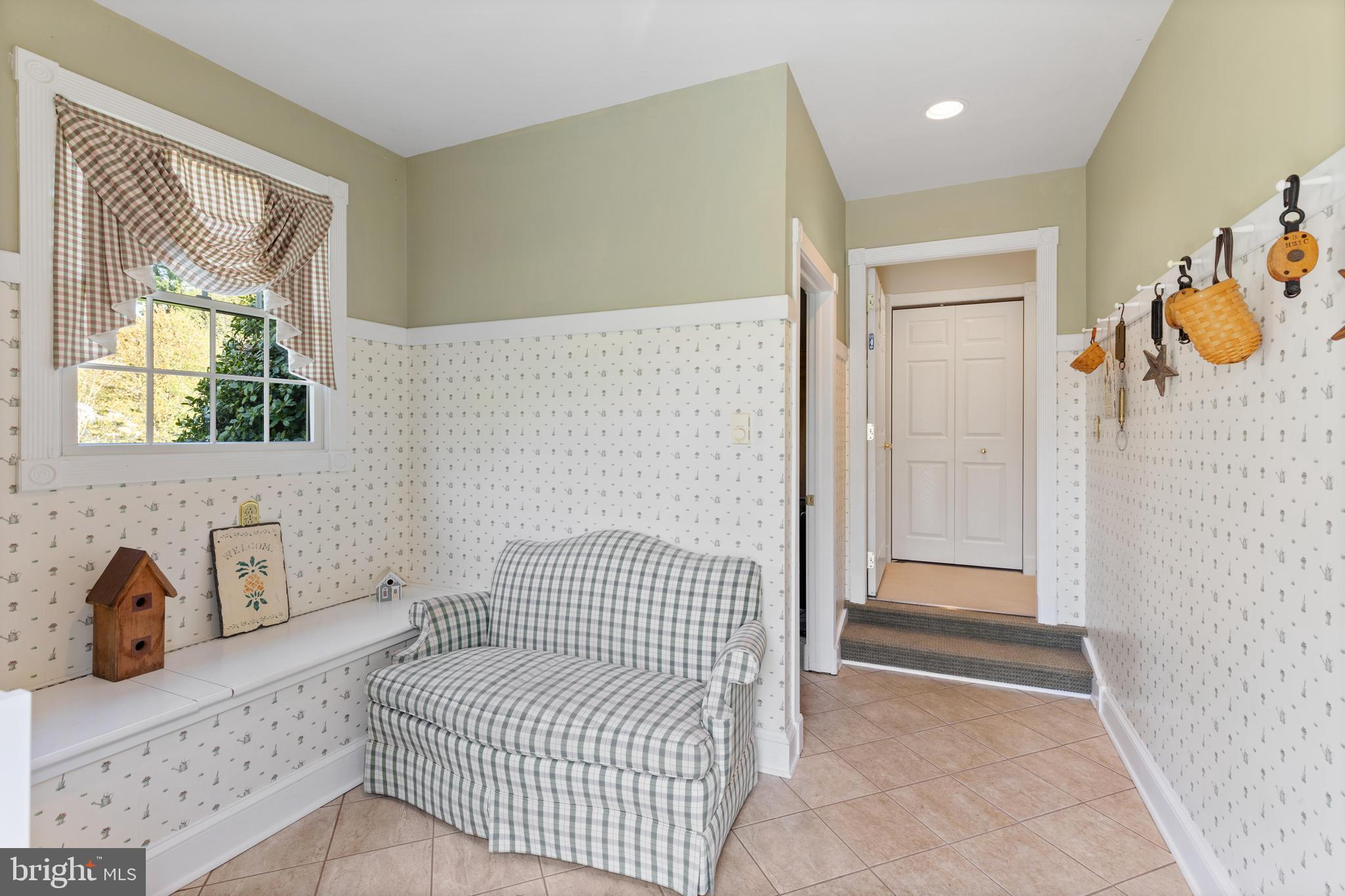 BLUE BELL GDNS - Residential