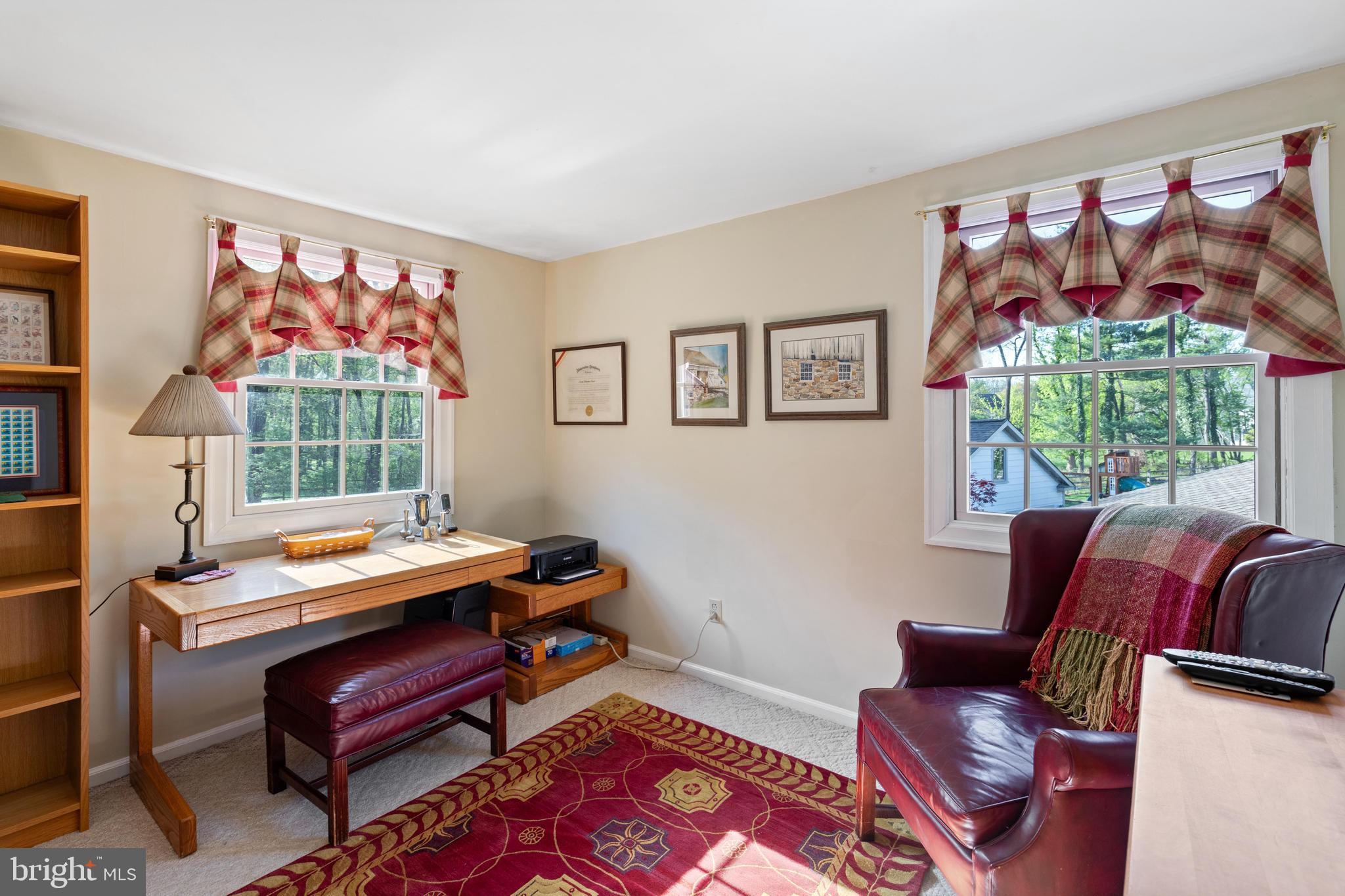 BLUE BELL GDNS - Residential