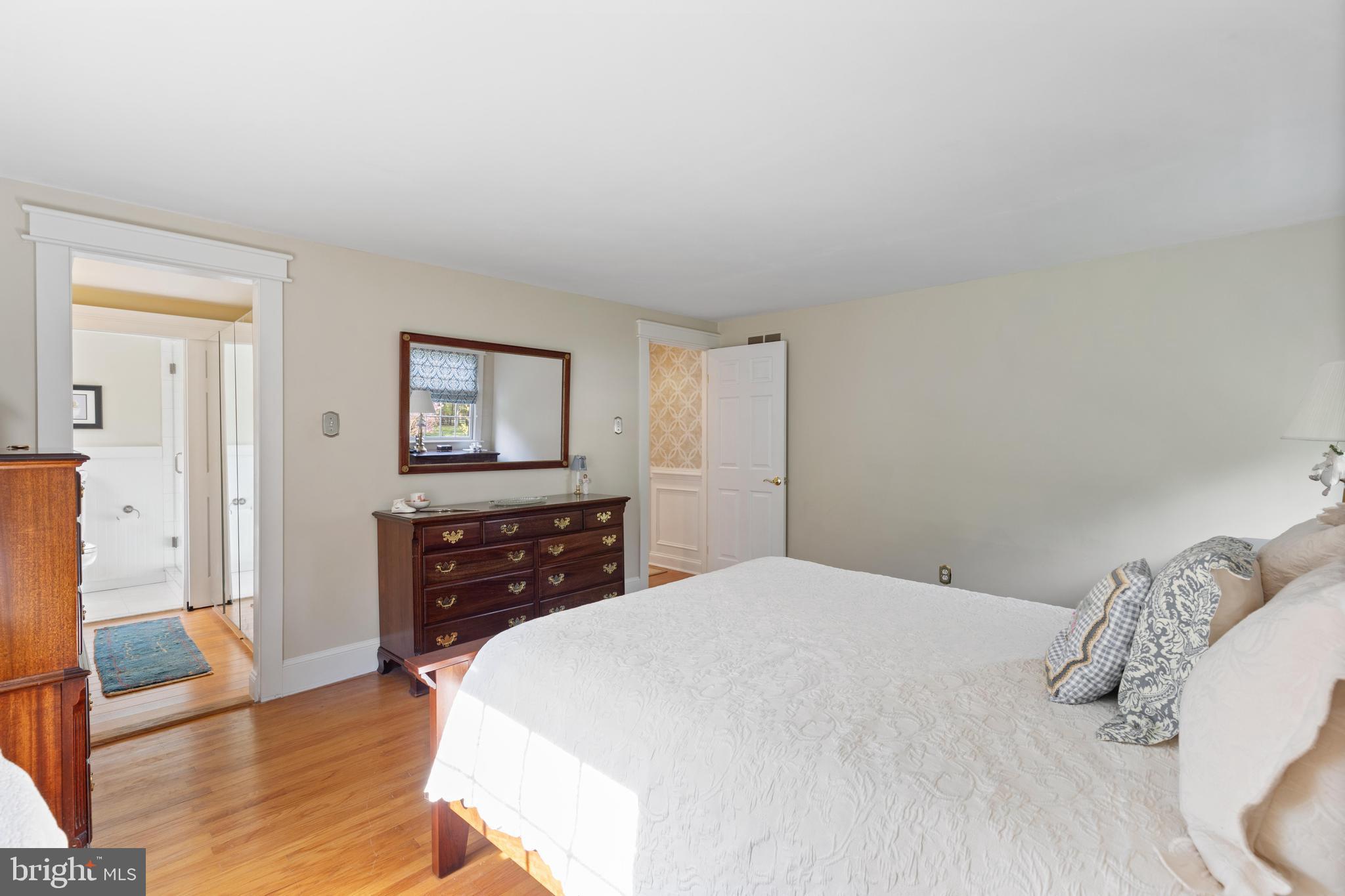 BLUE BELL GDNS - Residential