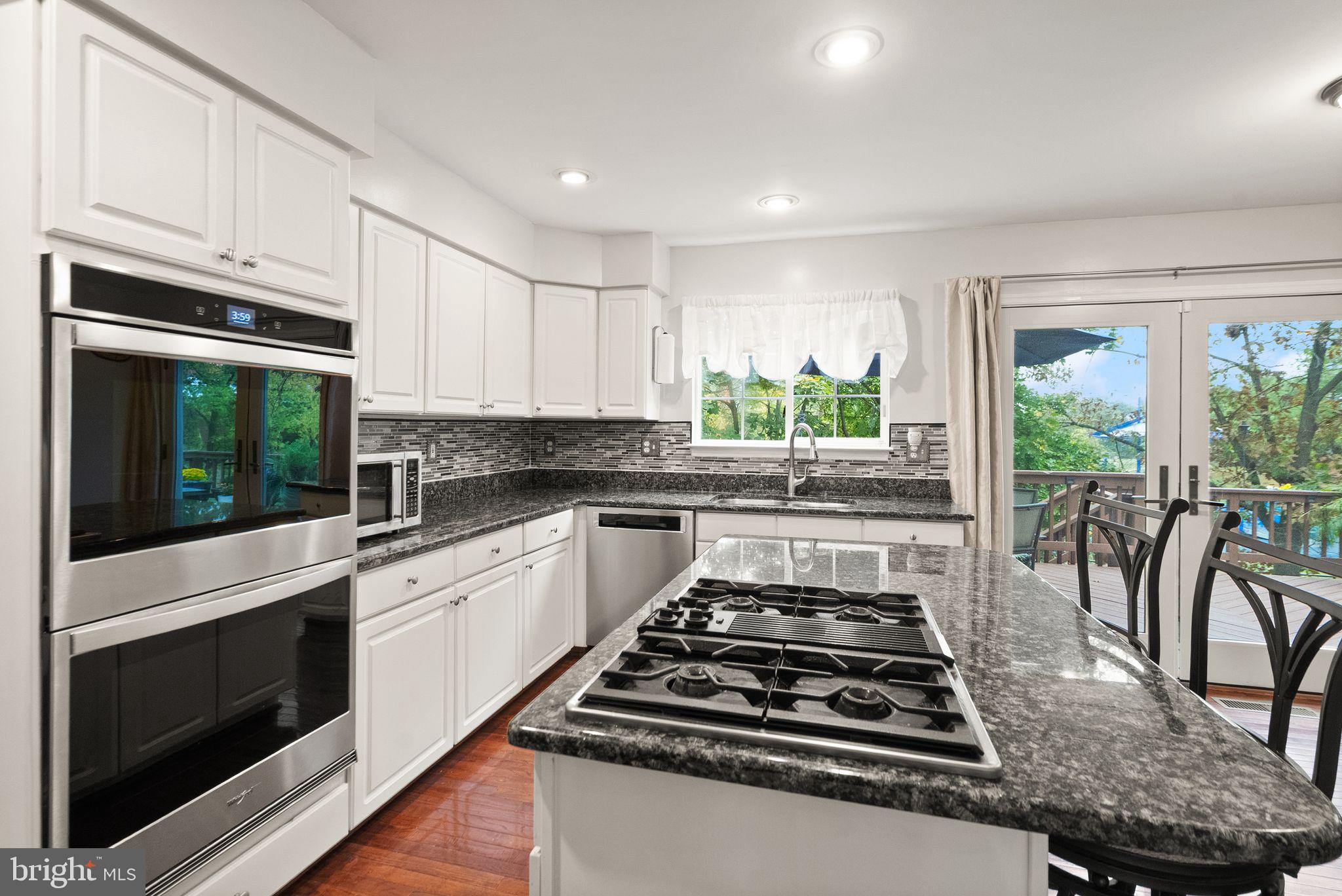 ASHBURN FARM - Residential