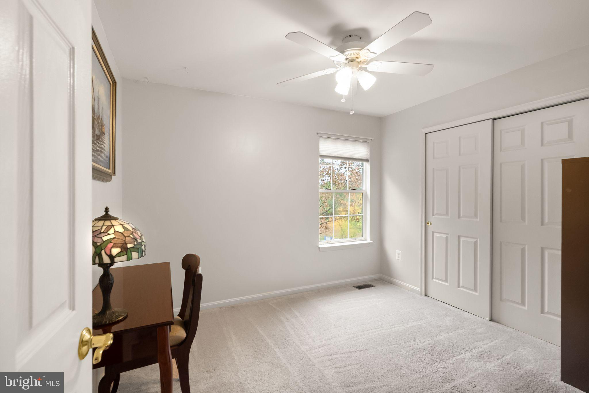 ASHBURN FARM - Residential