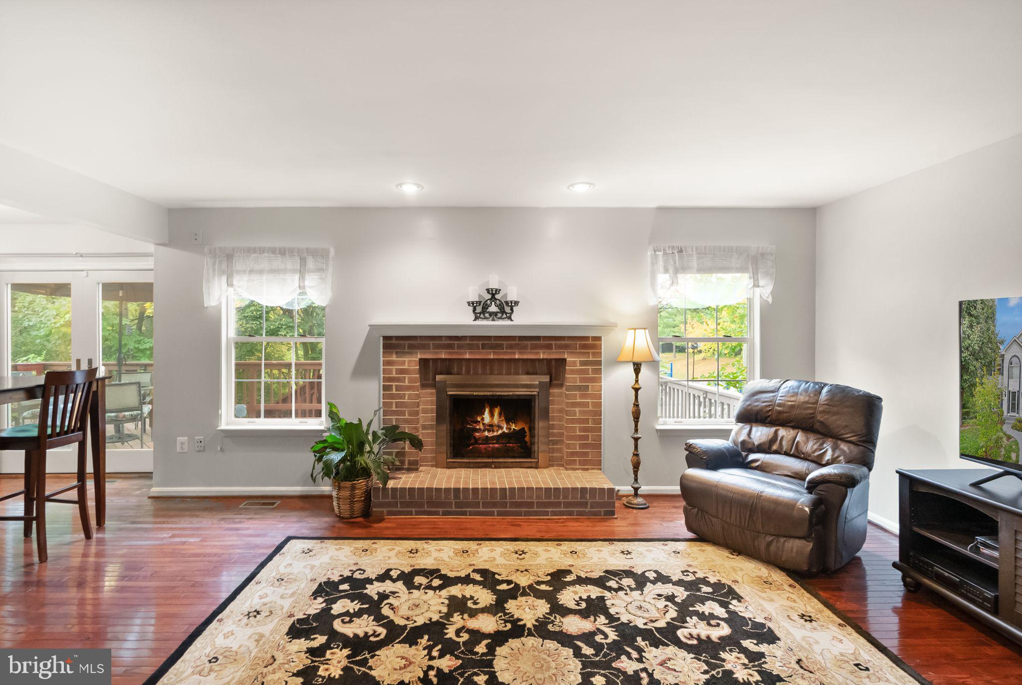 ASHBURN FARM - Residential