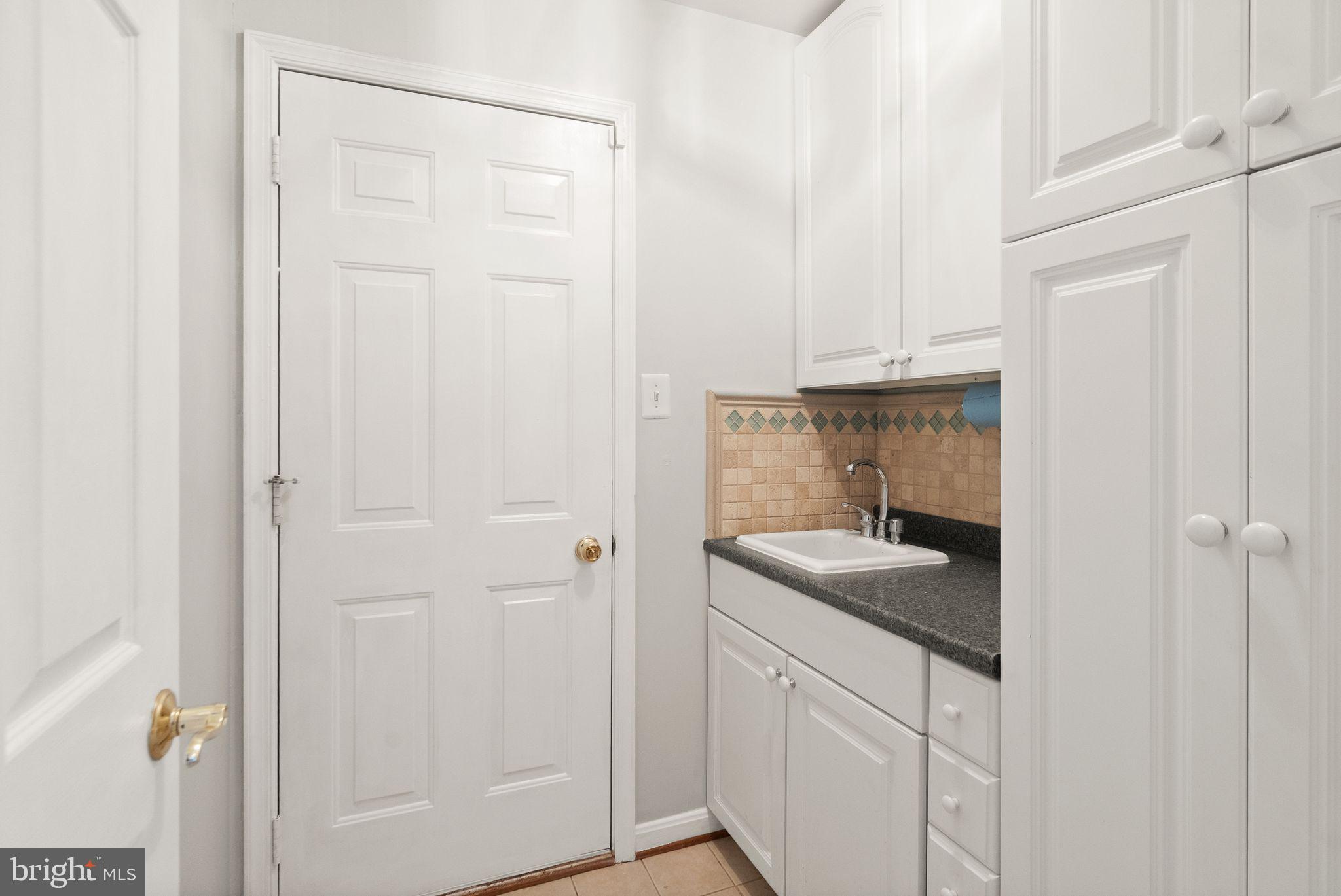 ASHBURN FARM - Residential