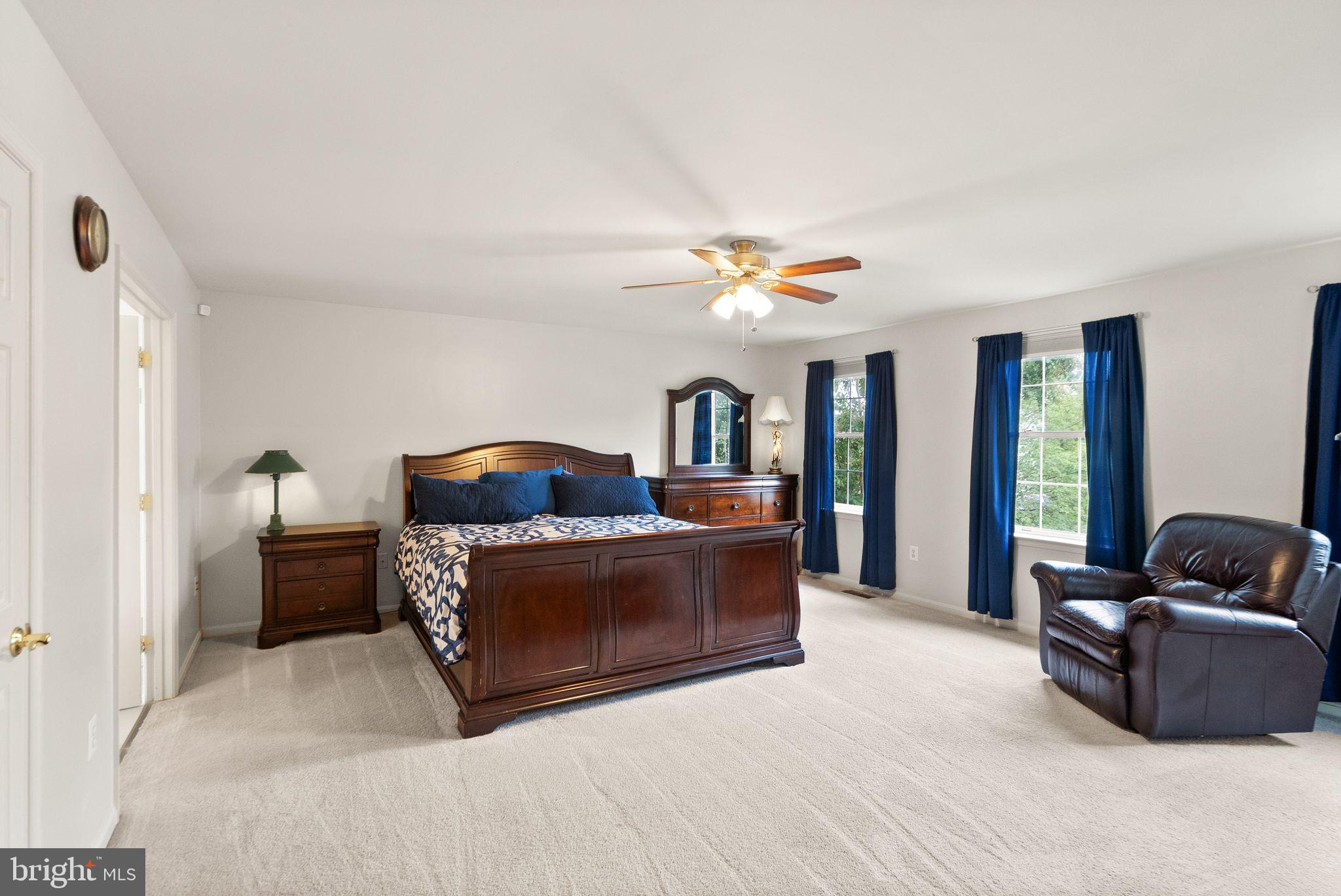 ASHBURN FARM - Residential