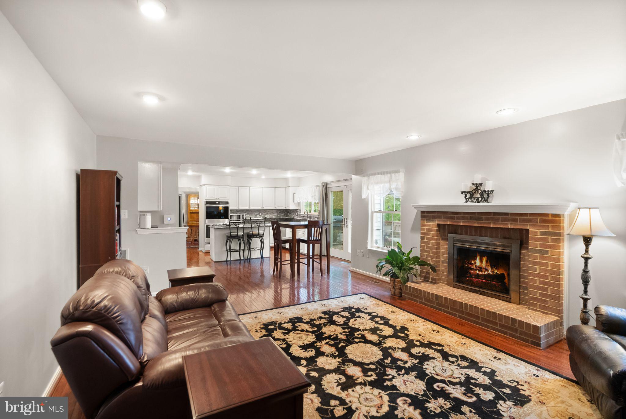 ASHBURN FARM - Residential