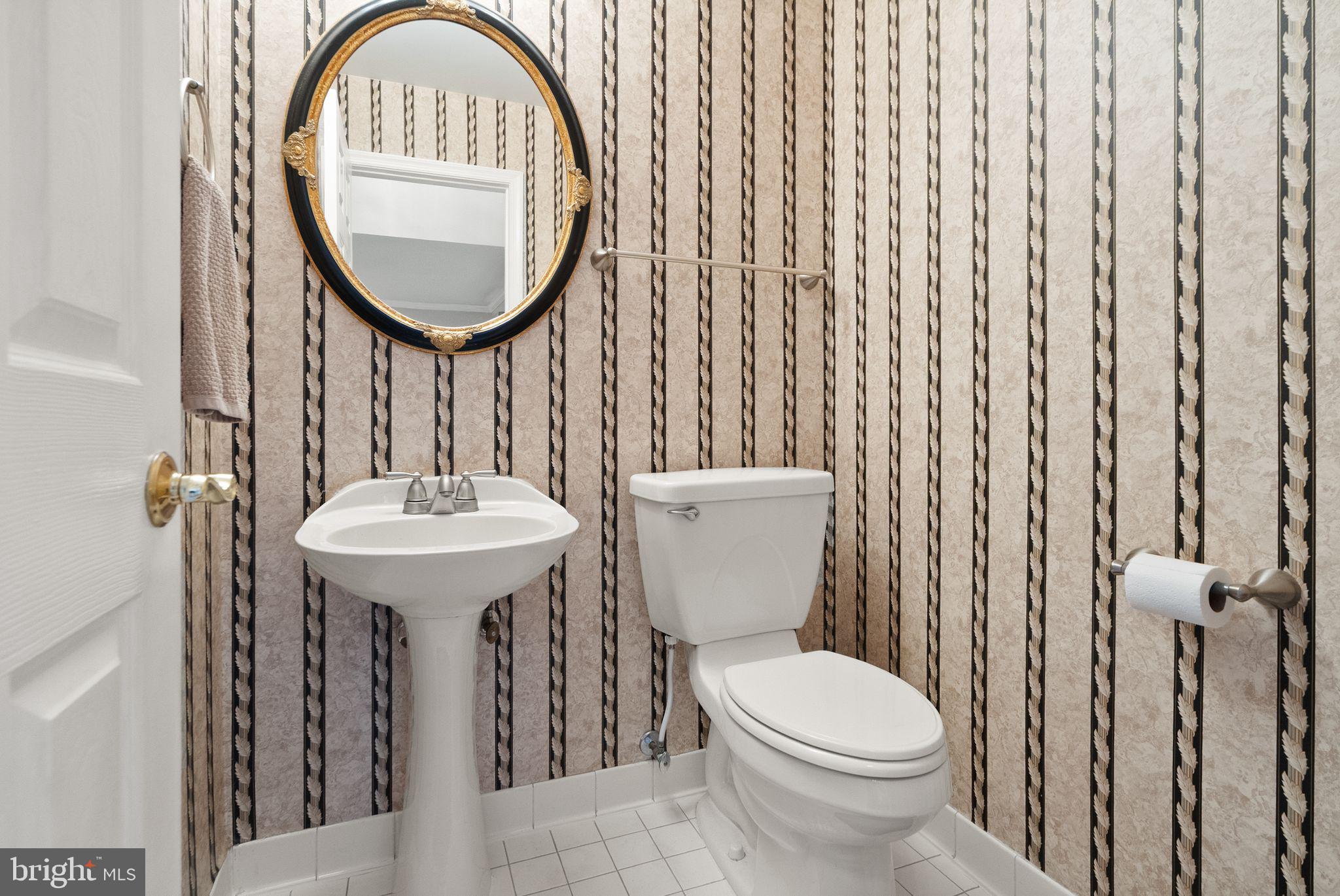 ASHBURN FARM - Residential