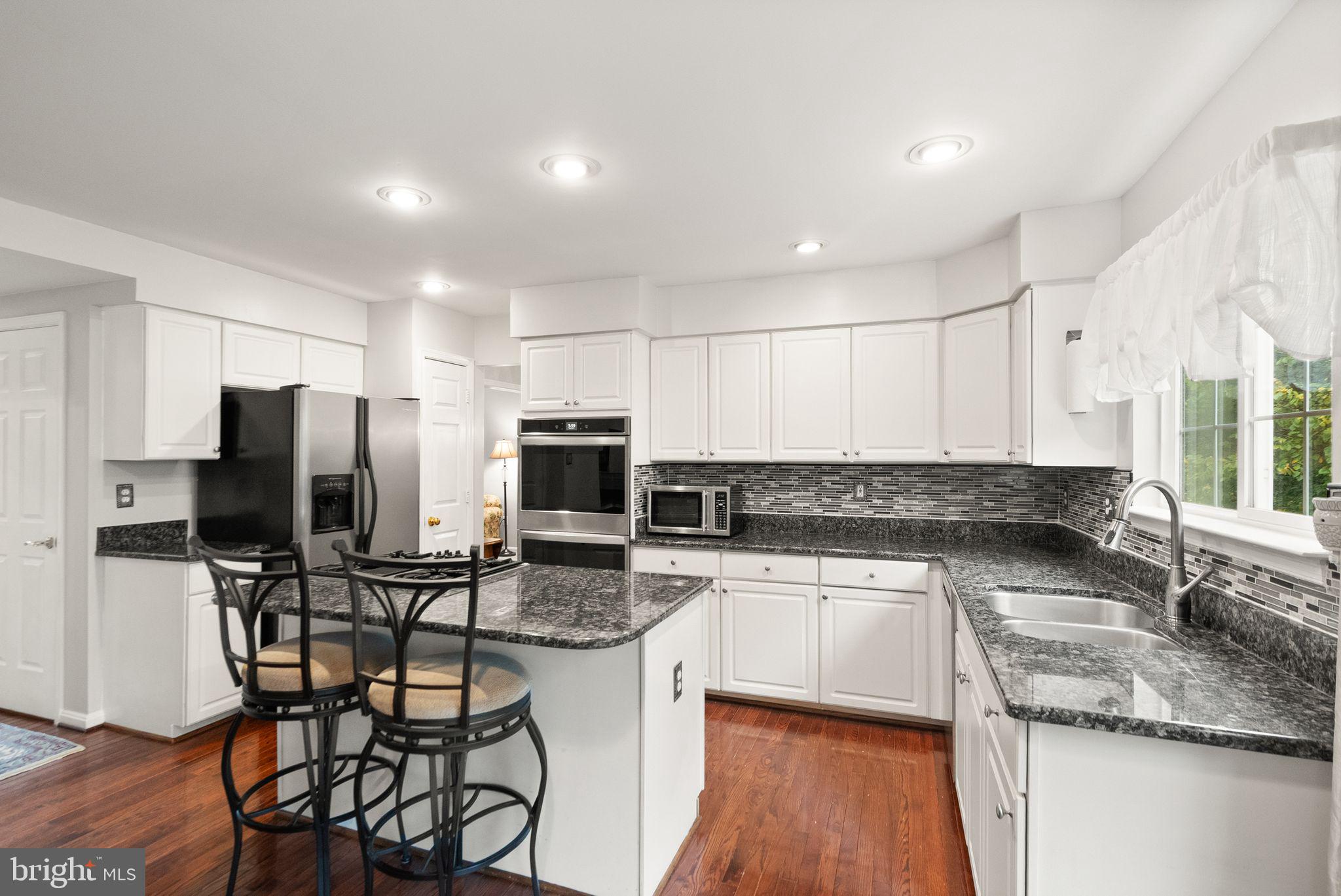 ASHBURN FARM - Residential