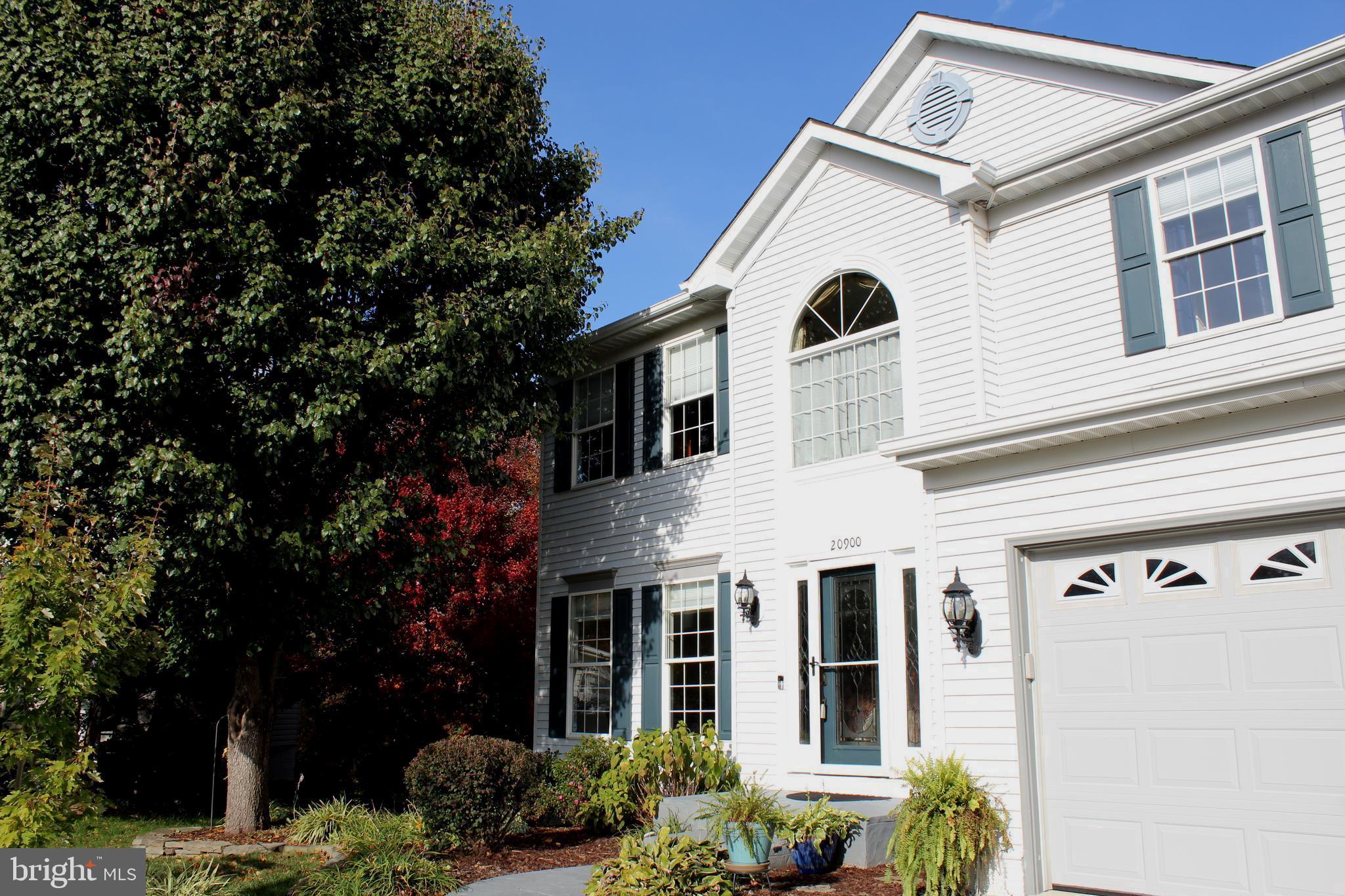 20900 HOLLYBERRY COURT