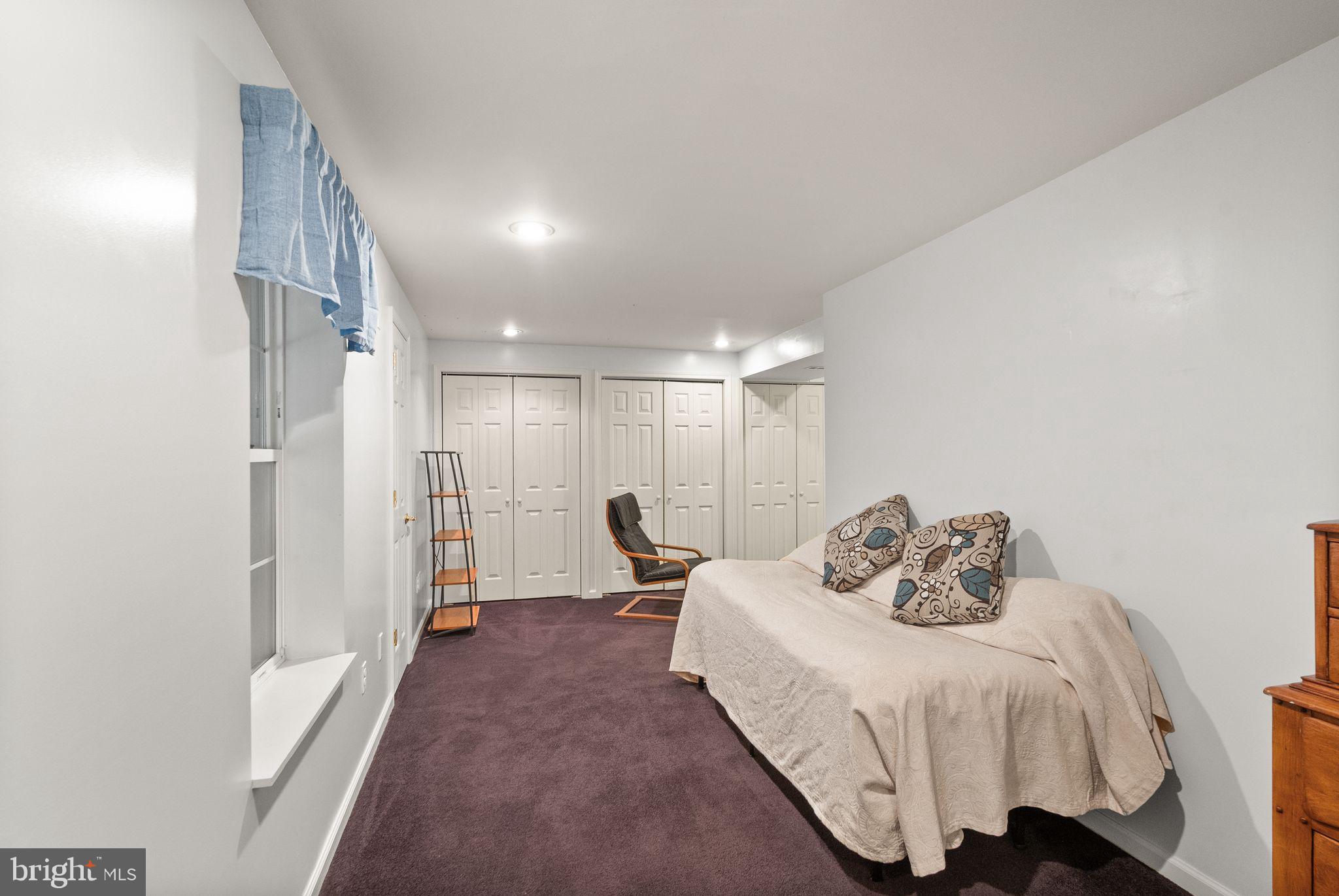 ASHBURN FARM - Residential