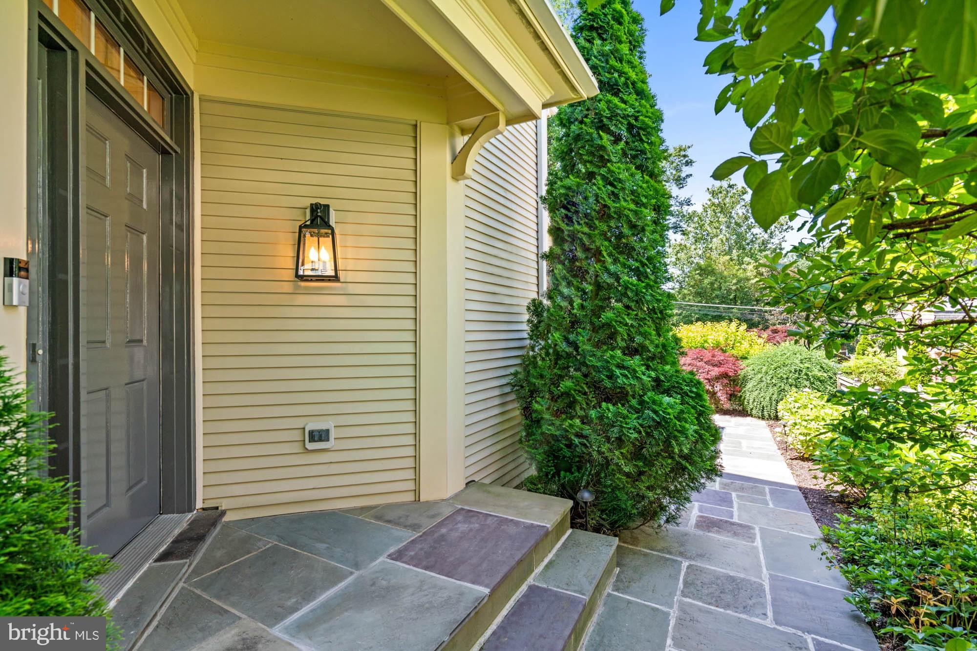 BEVERLY MANOR - Residential