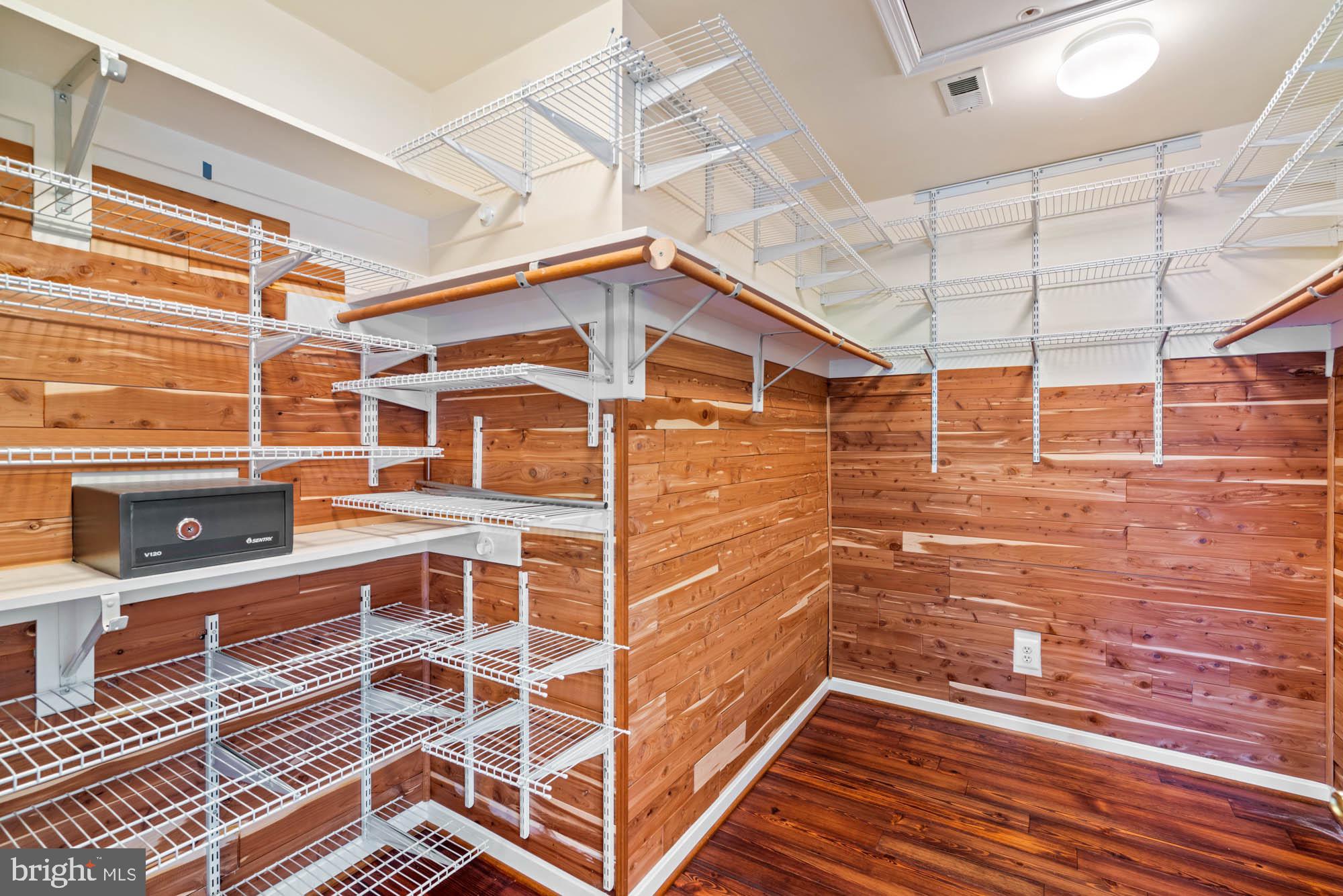 BEVERLY MANOR - Residential