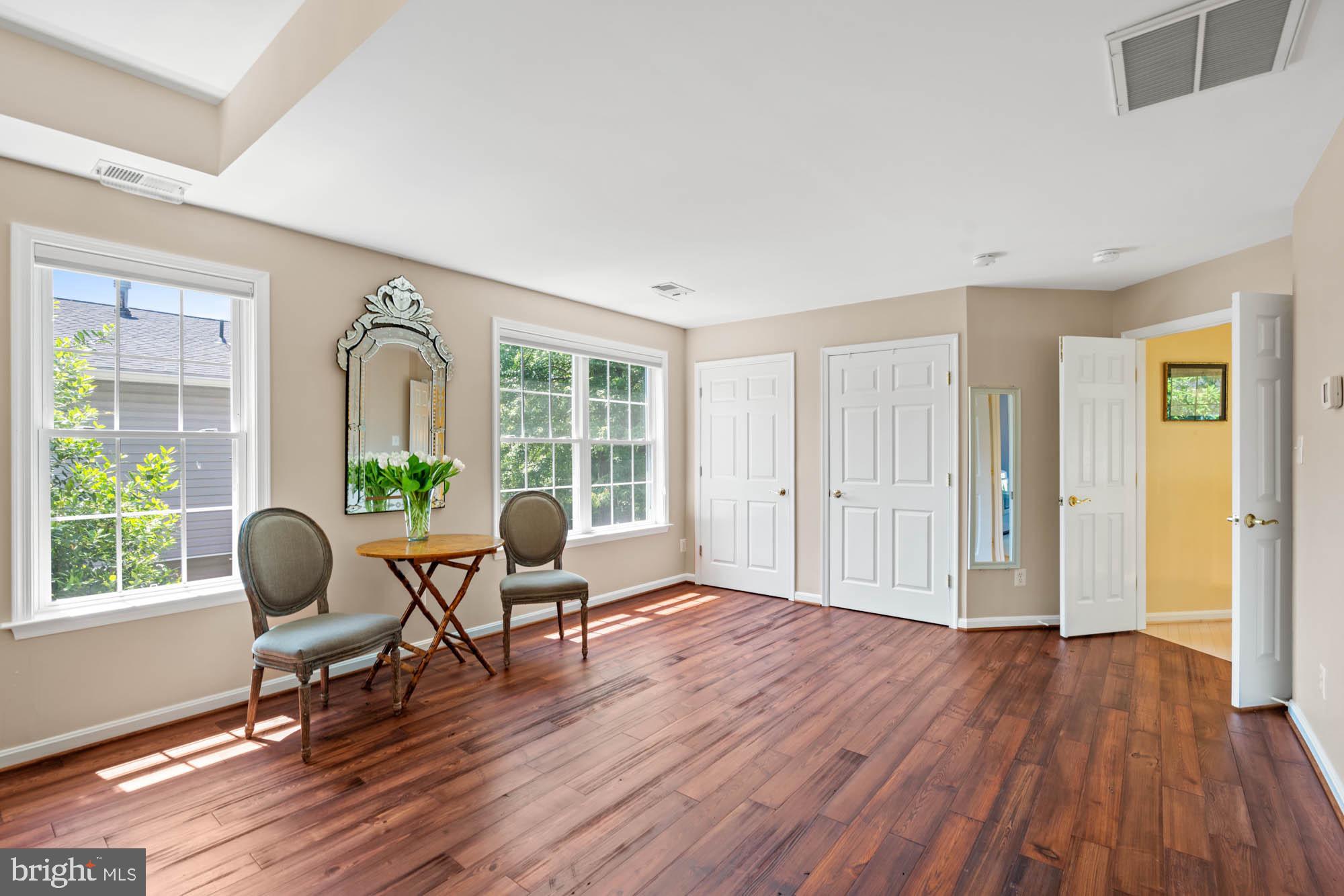 BEVERLY MANOR - Residential