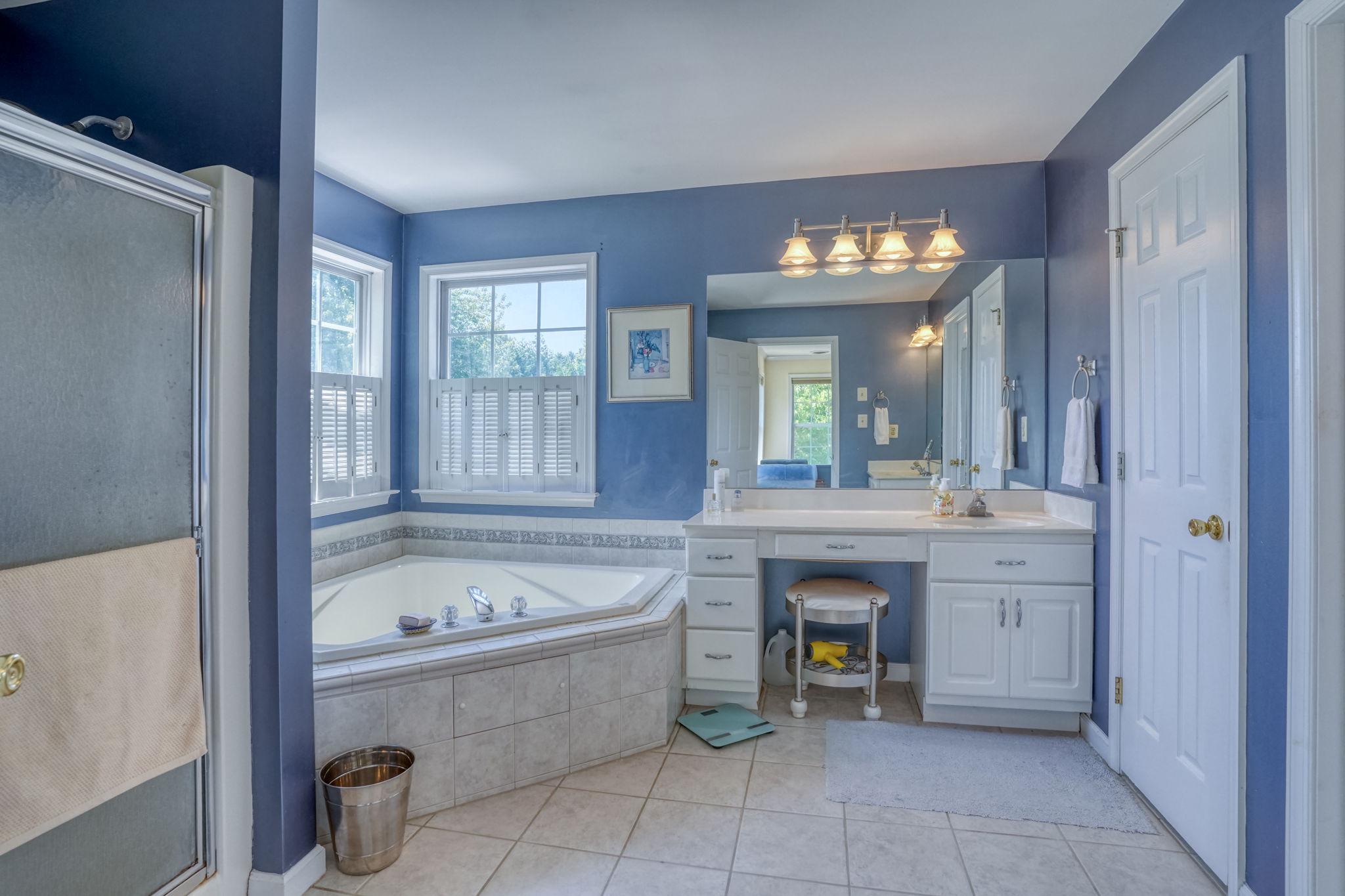 PLEASANT HILL - Residential