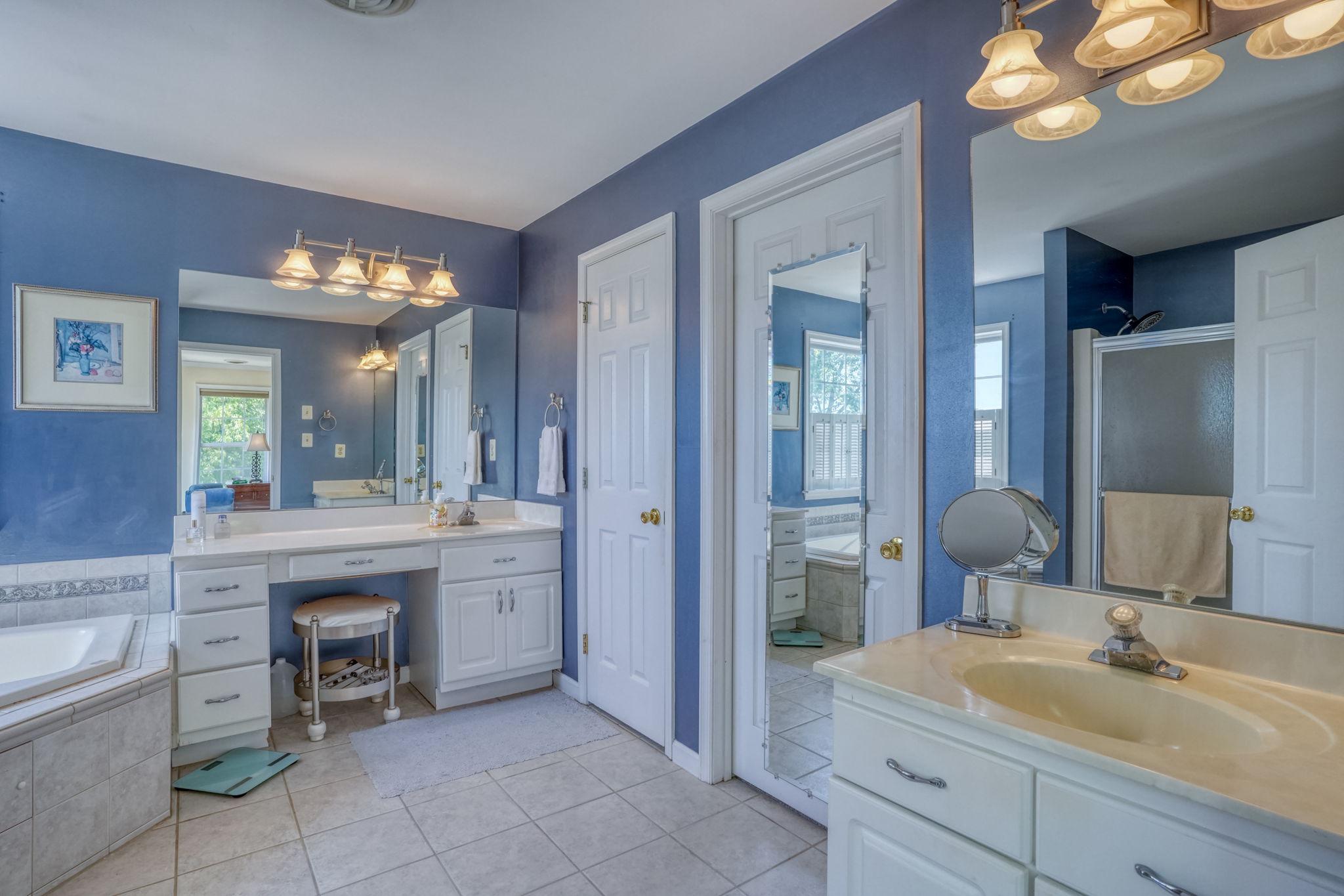 PLEASANT HILL - Residential